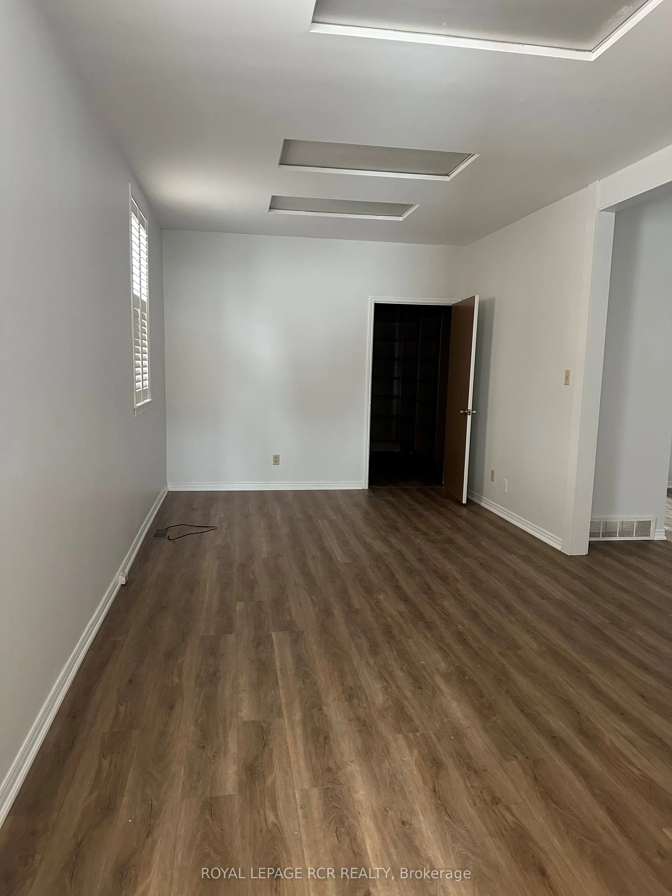 5 Mill Street, #Main