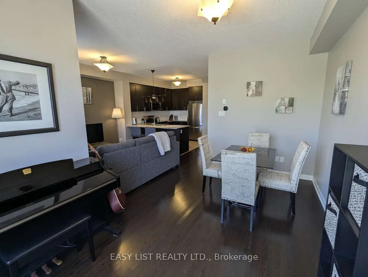 165 Hampshire Way, #131
