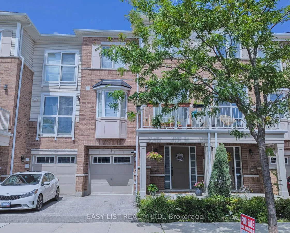 165 Hampshire Way, #131