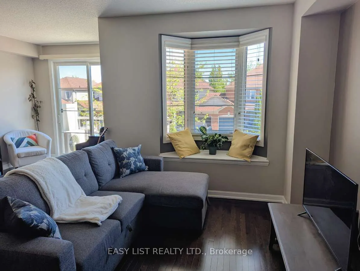 165 Hampshire Way, #131