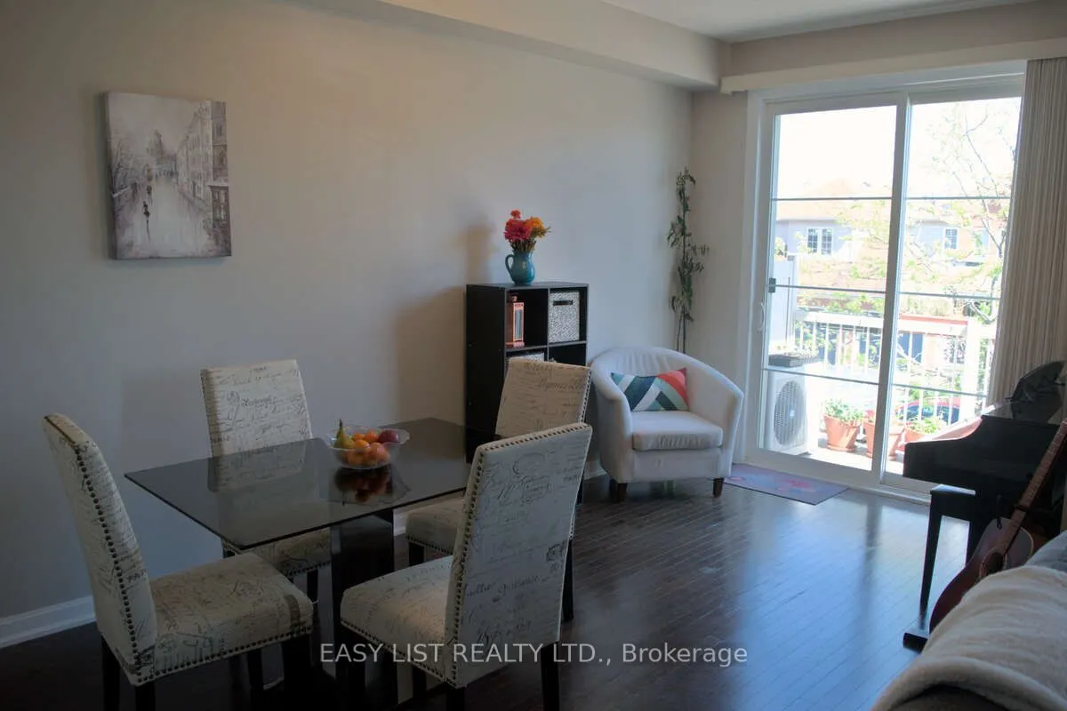 165 Hampshire Way, #131