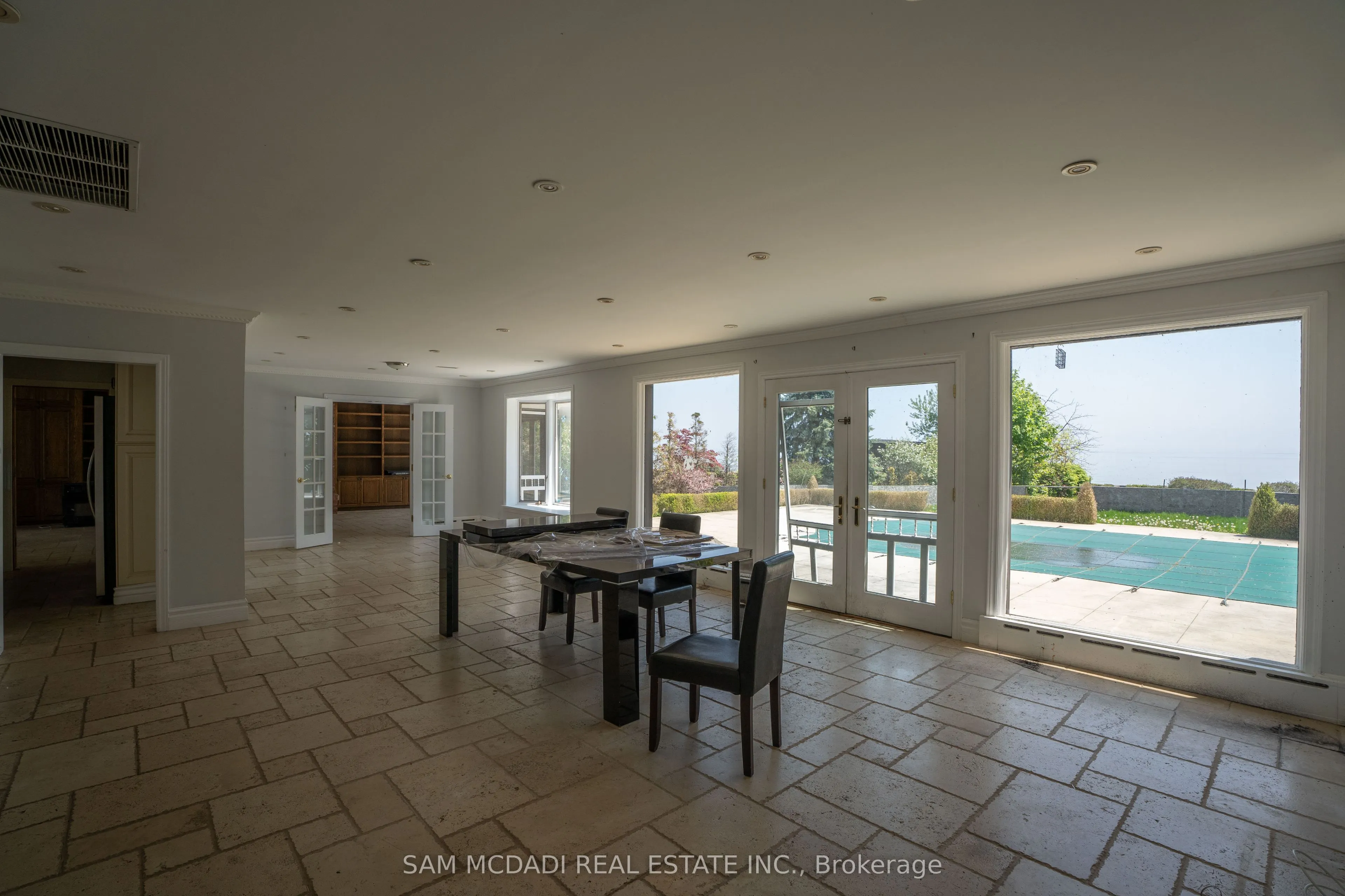 1588 Watersedge Road