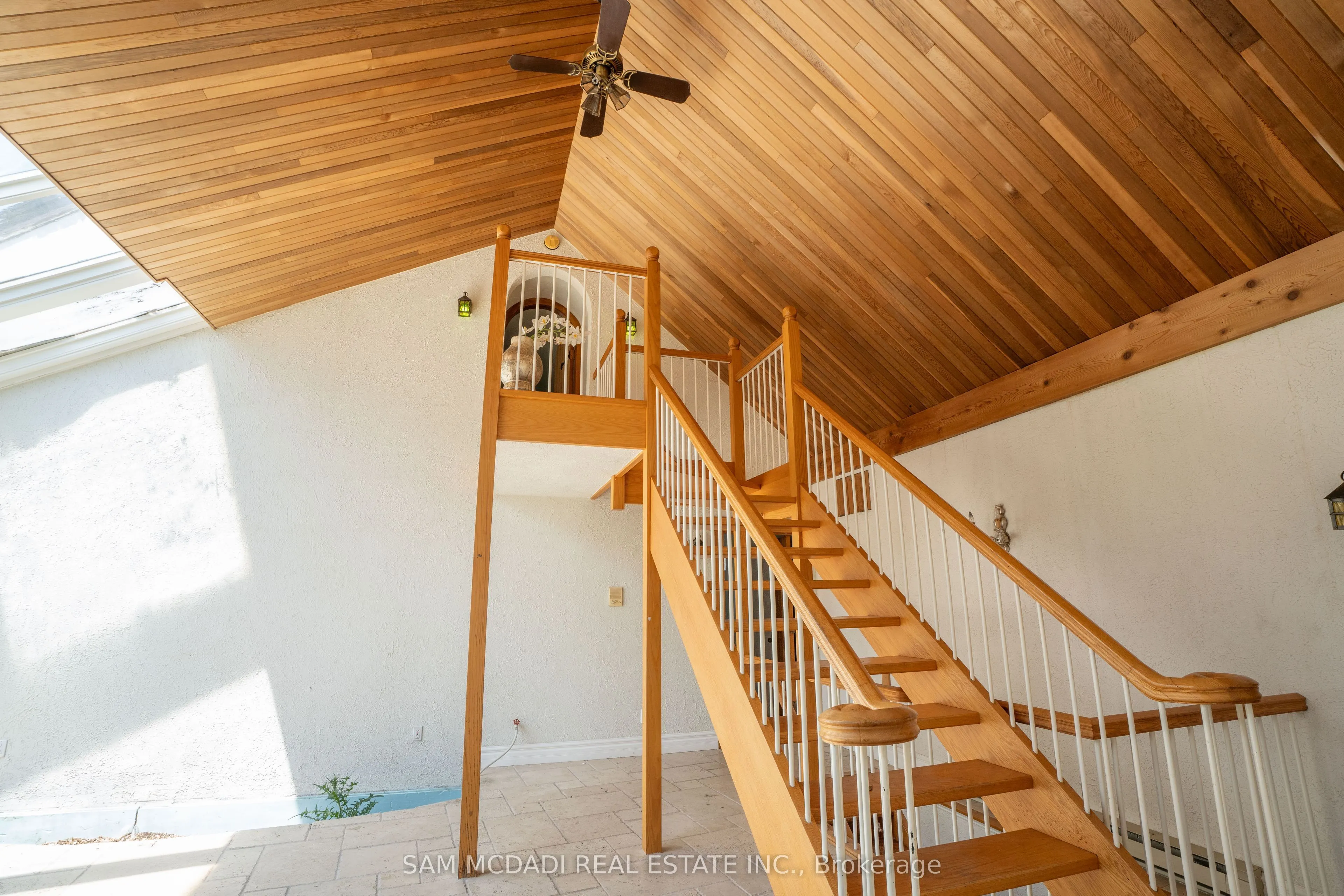 1588 Watersedge Road