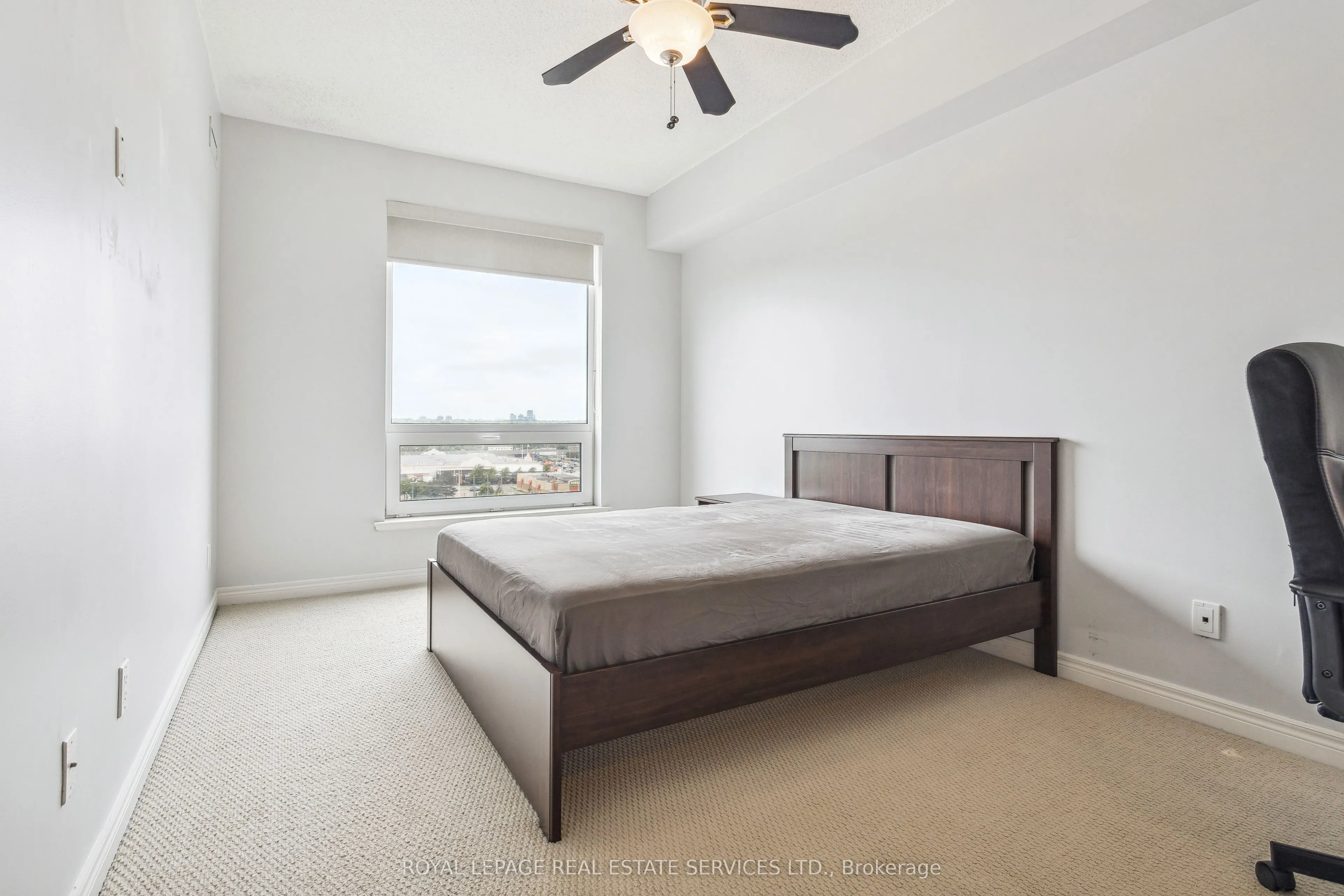 40 Old Mill Road, #PH2