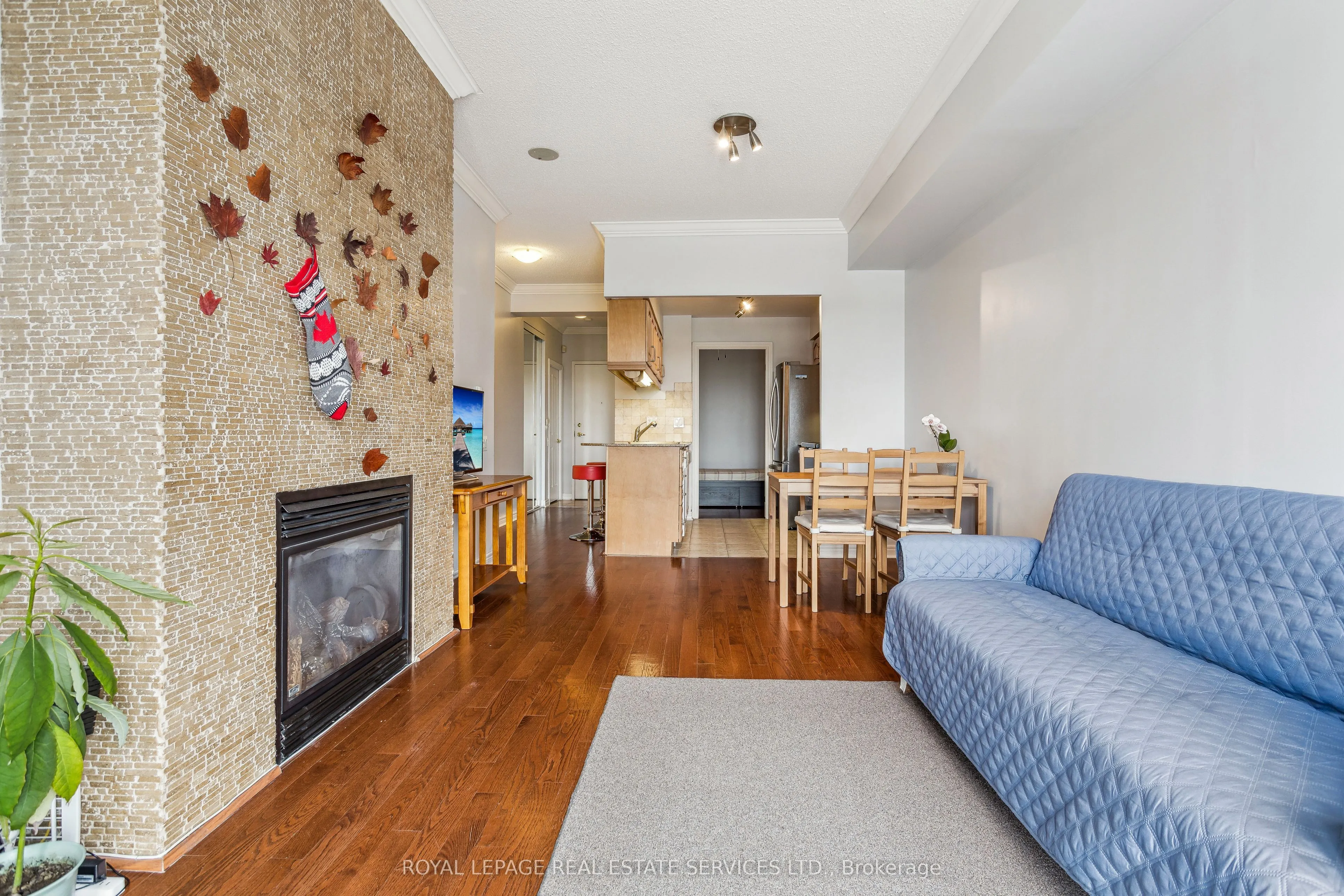40 Old Mill Road, #PH2