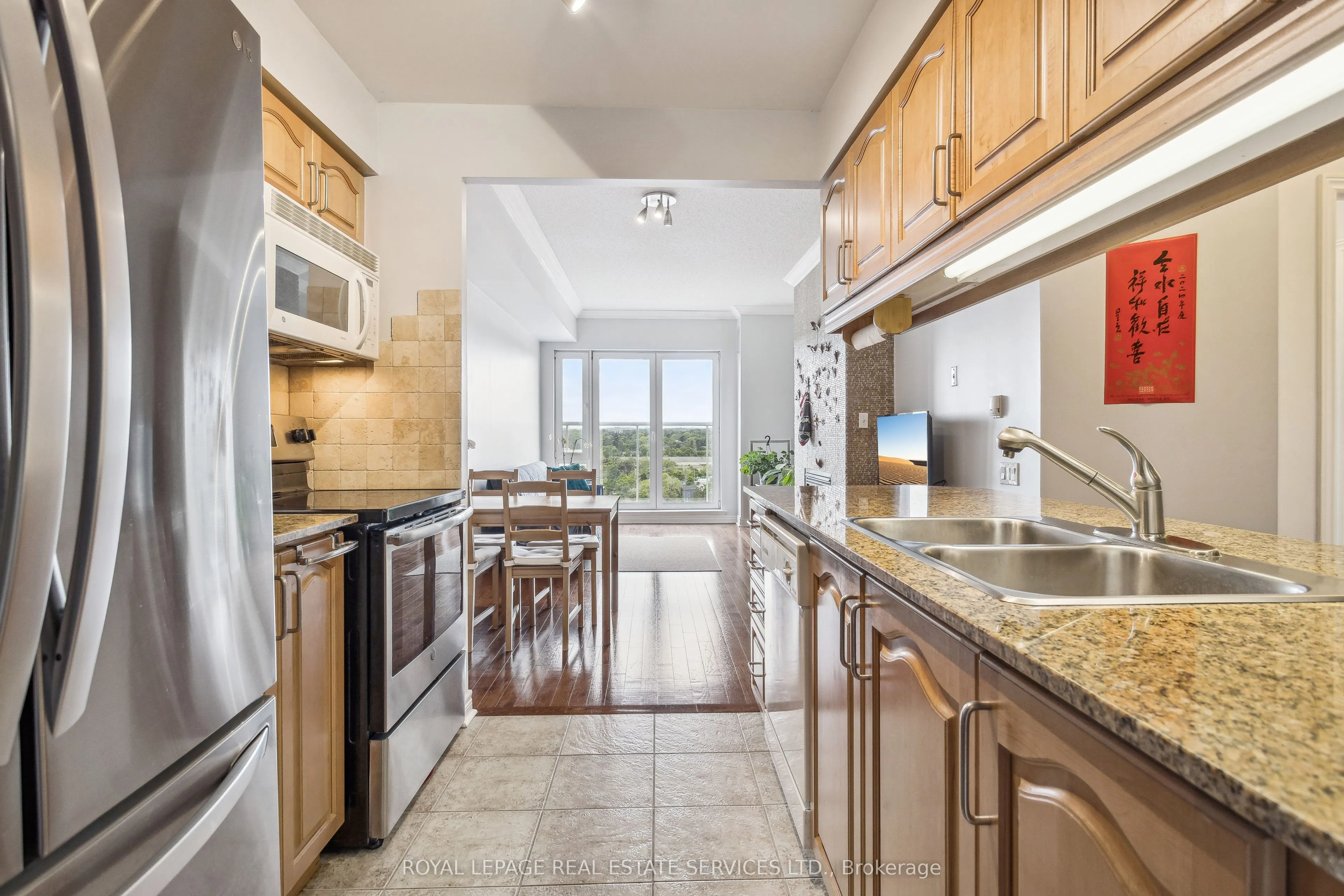 40 Old Mill Road, #PH2