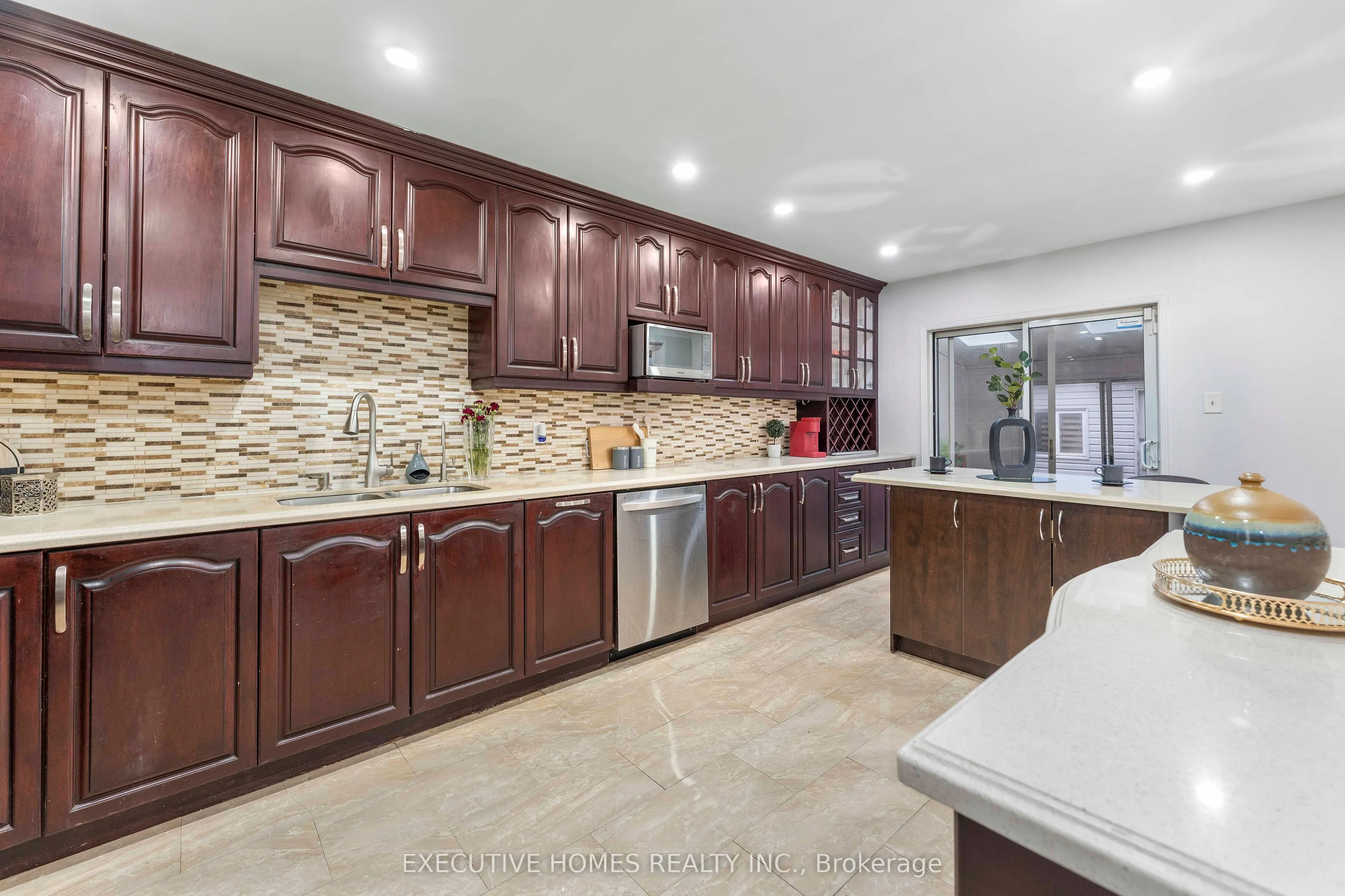 44 Pebblestone Circle