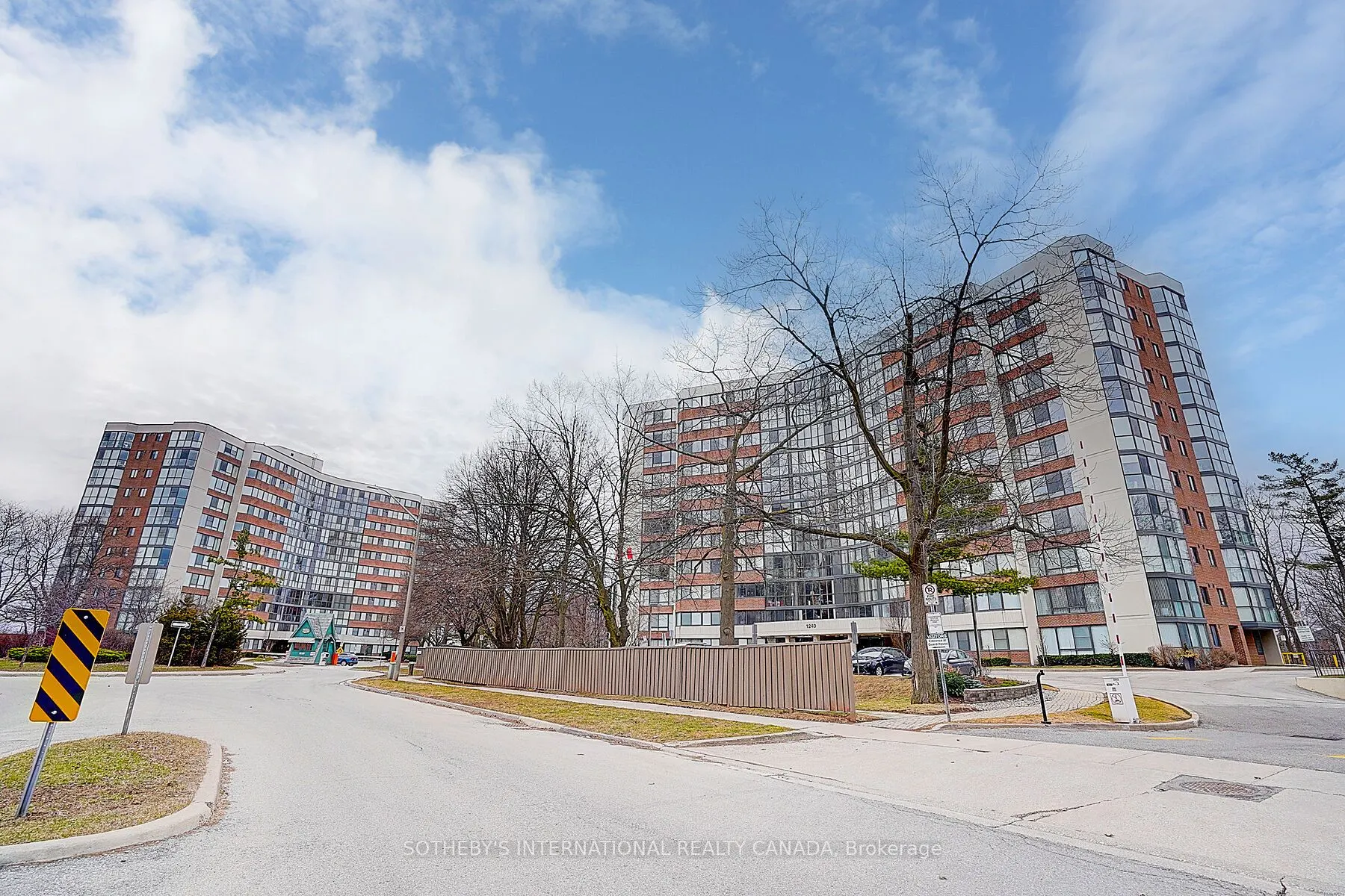 1240 Marlborough Court, #704