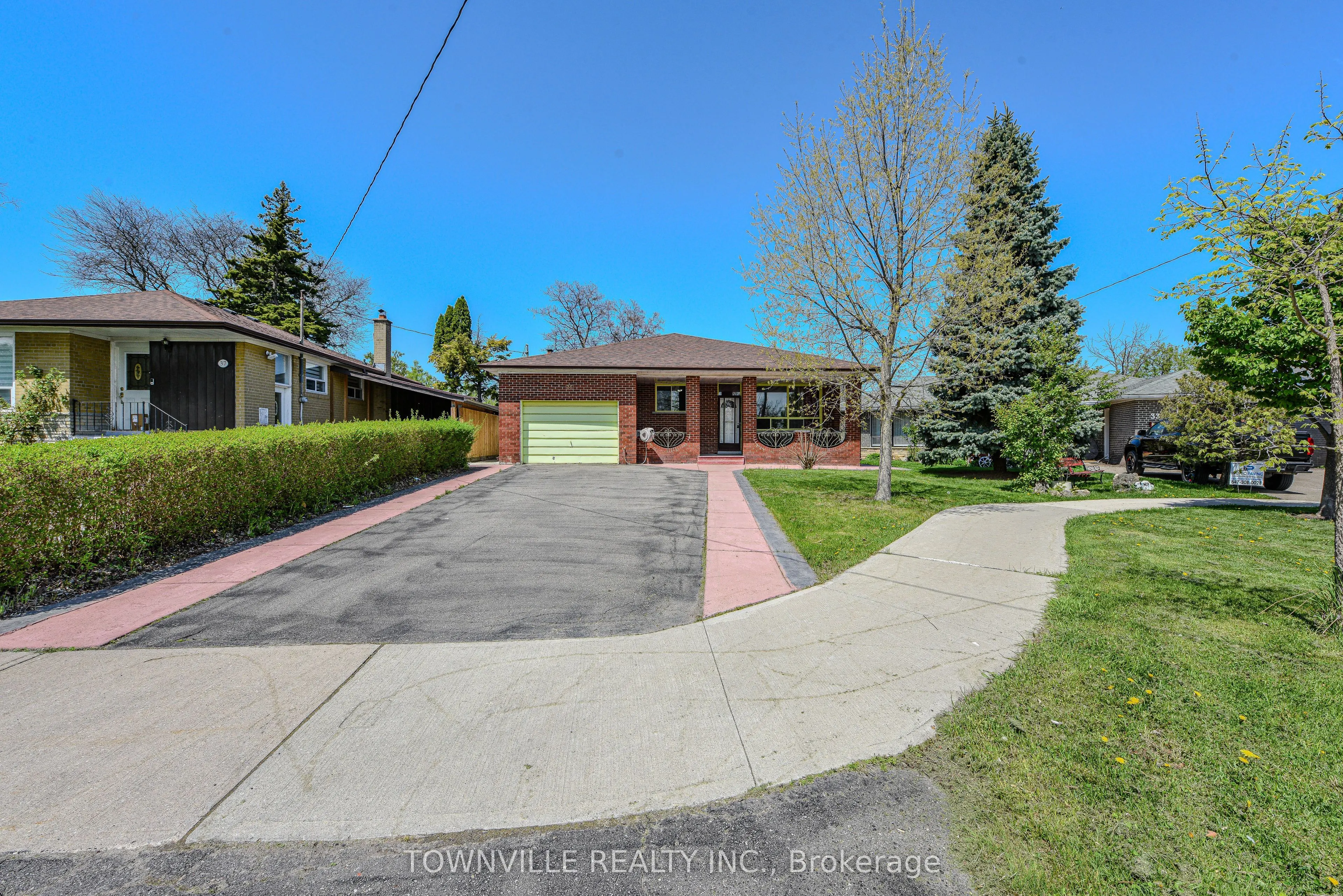 35 Taysham Crescent