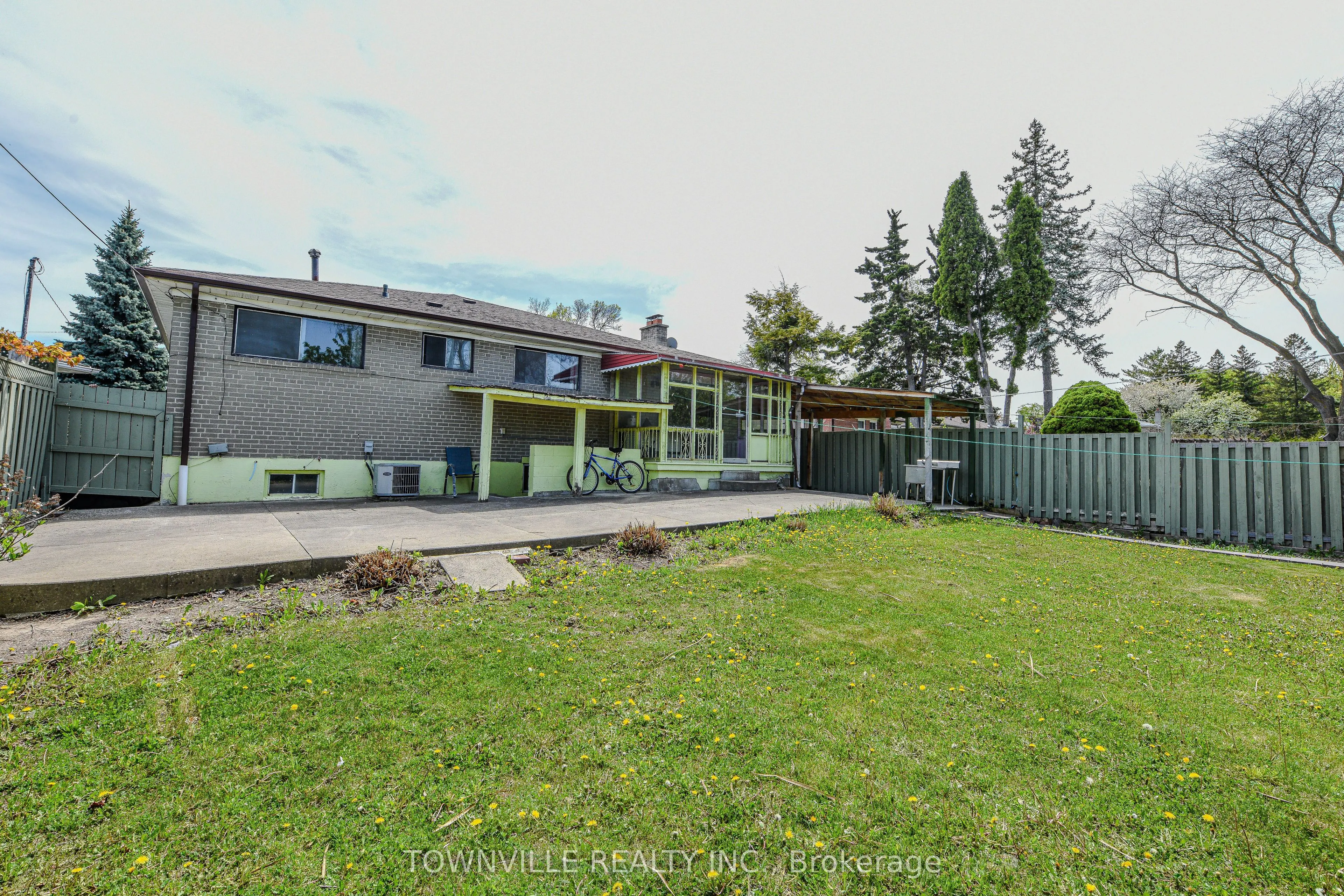 35 Taysham Crescent