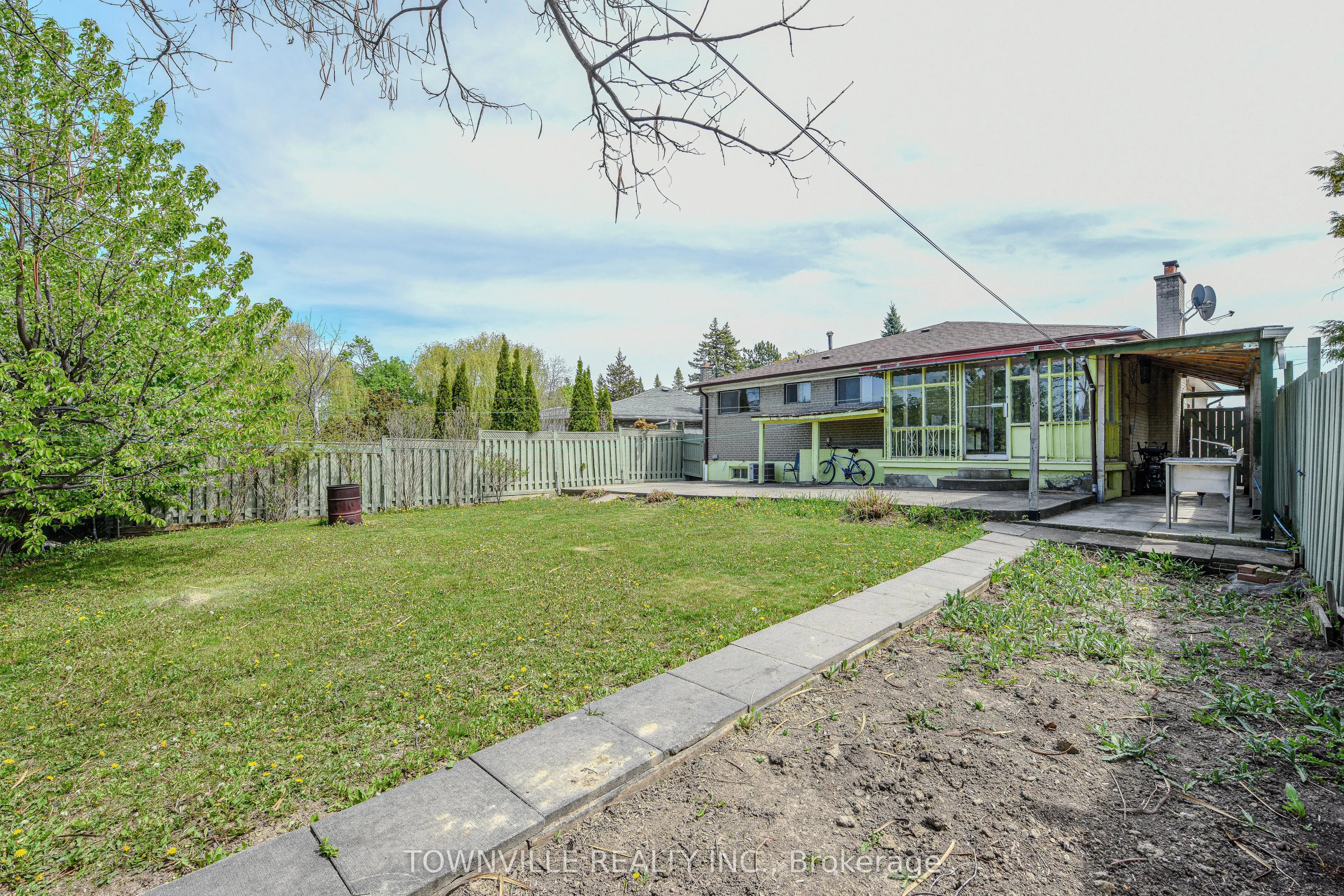 35 Taysham Crescent