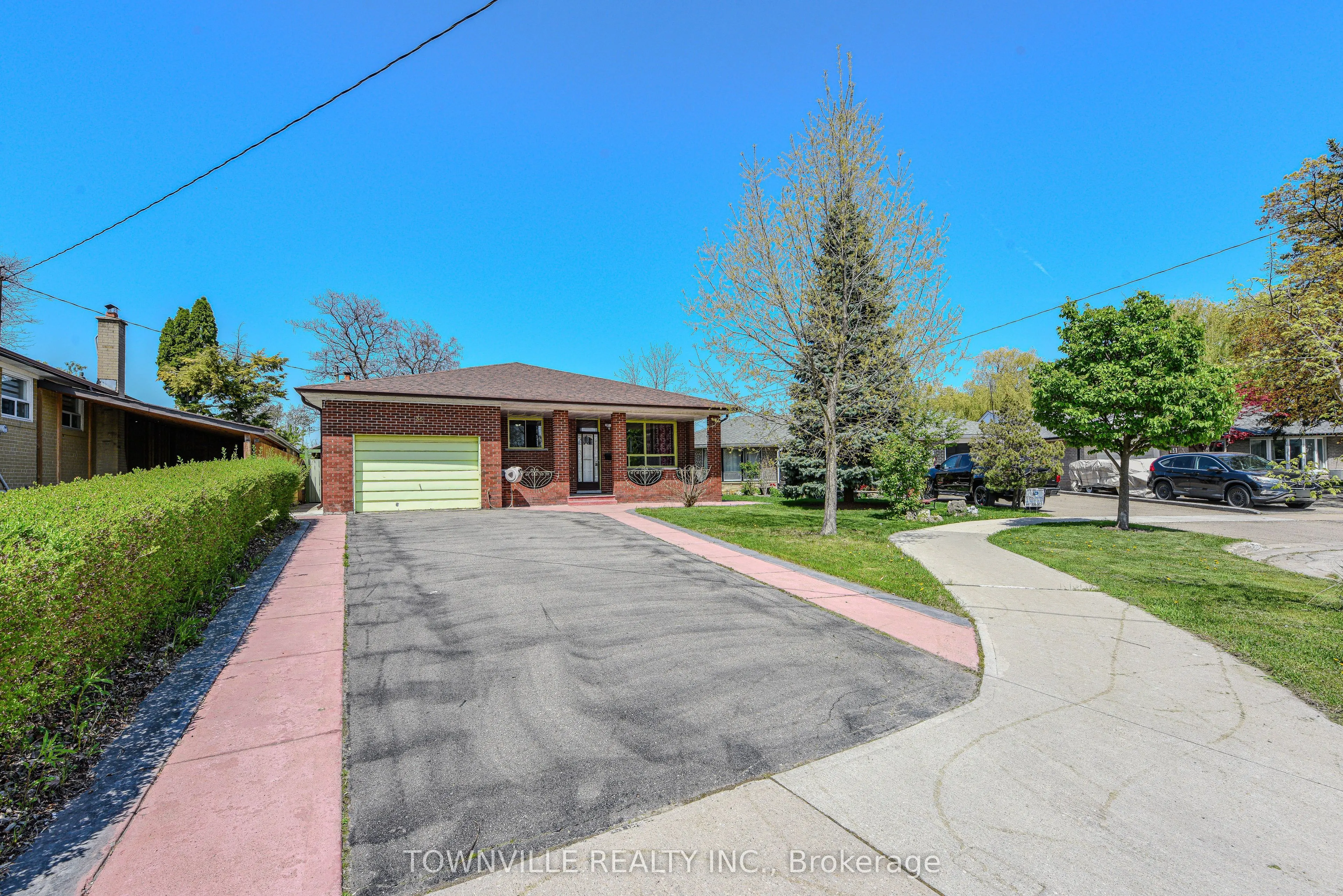 35 Taysham Crescent