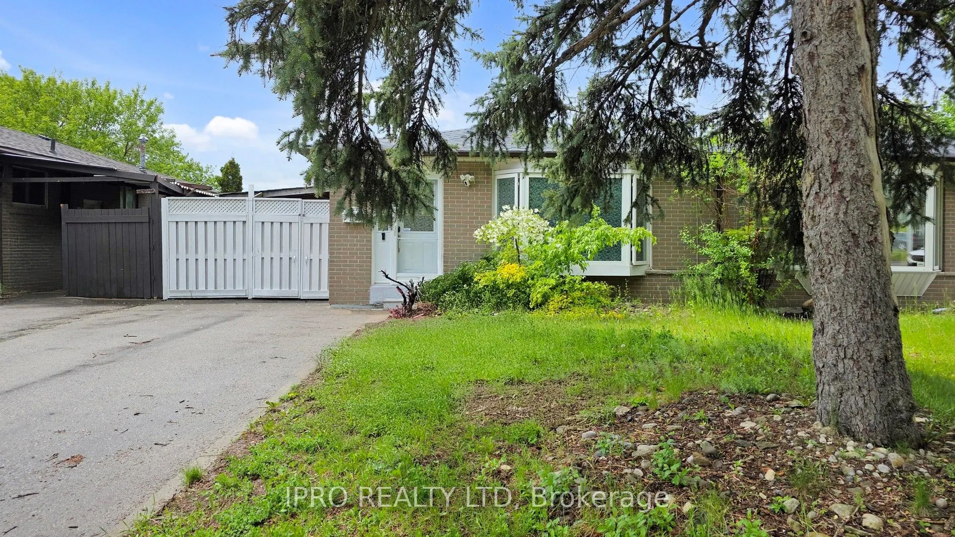 19 Flamingo Crescent