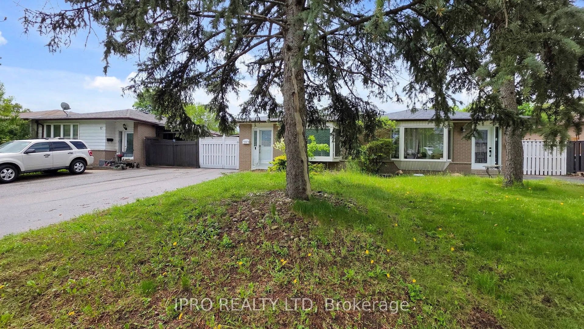 19 Flamingo Crescent