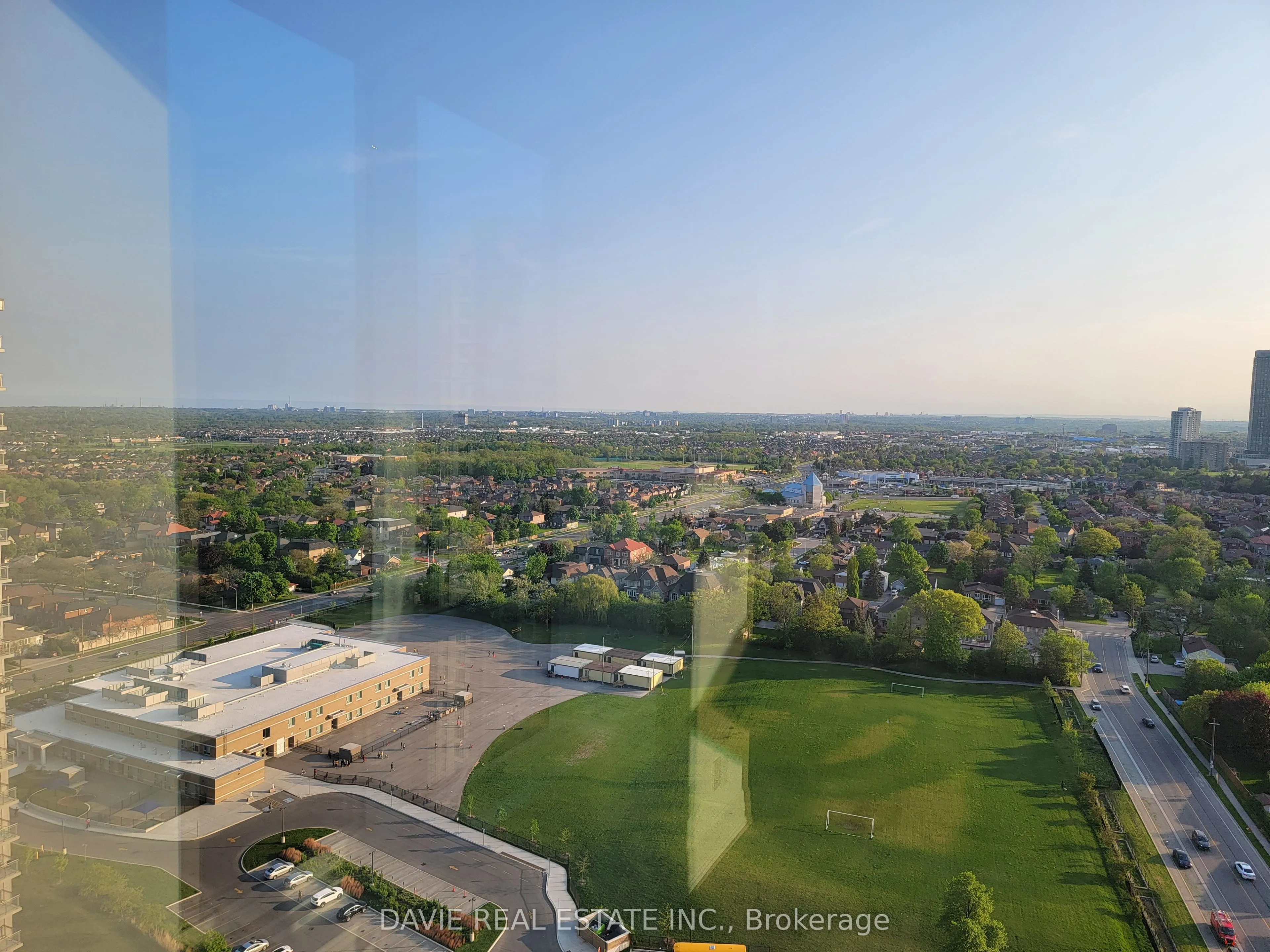 36 Elm Drive W, #2607
