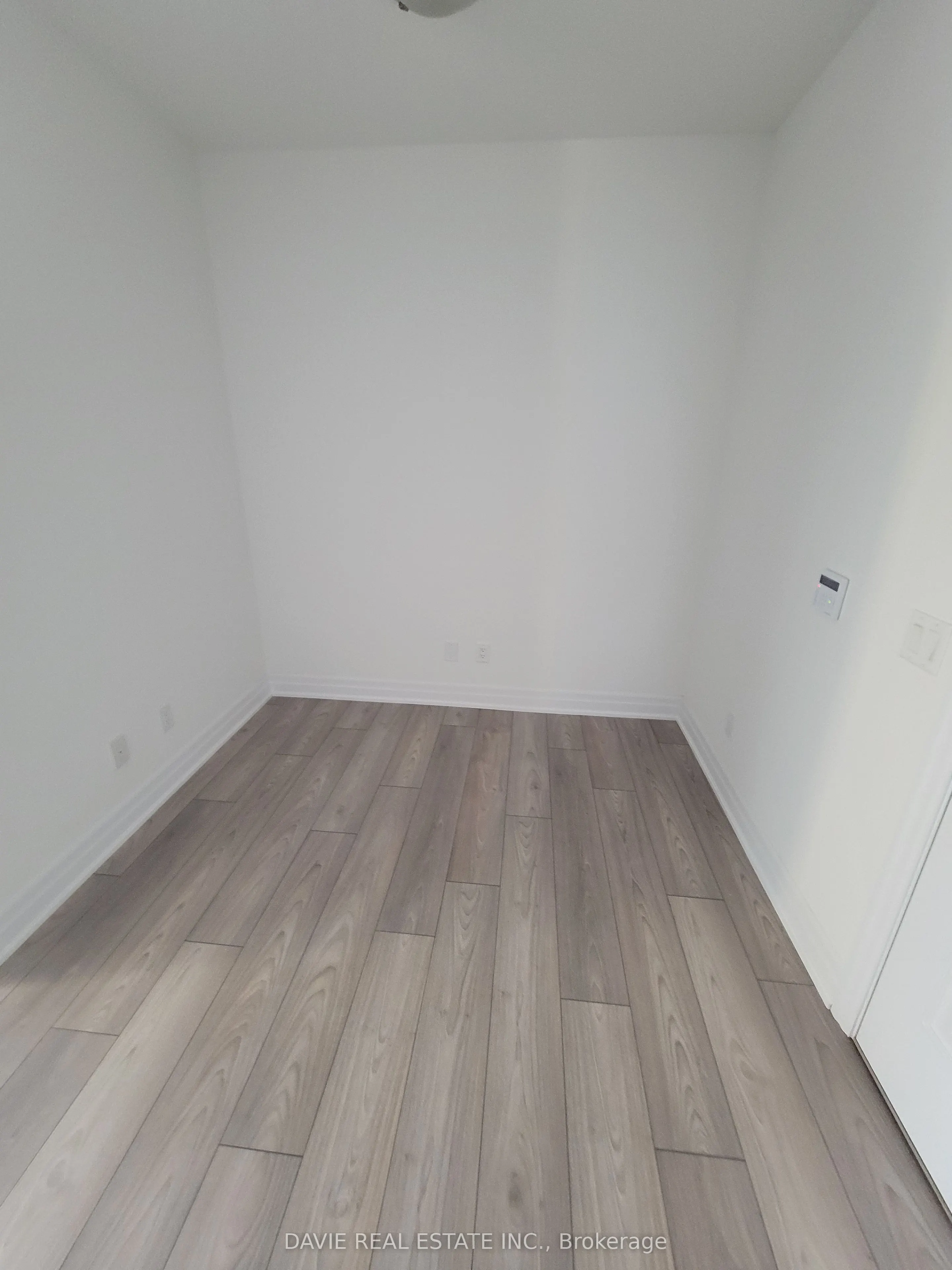 36 Elm Drive W, #2607