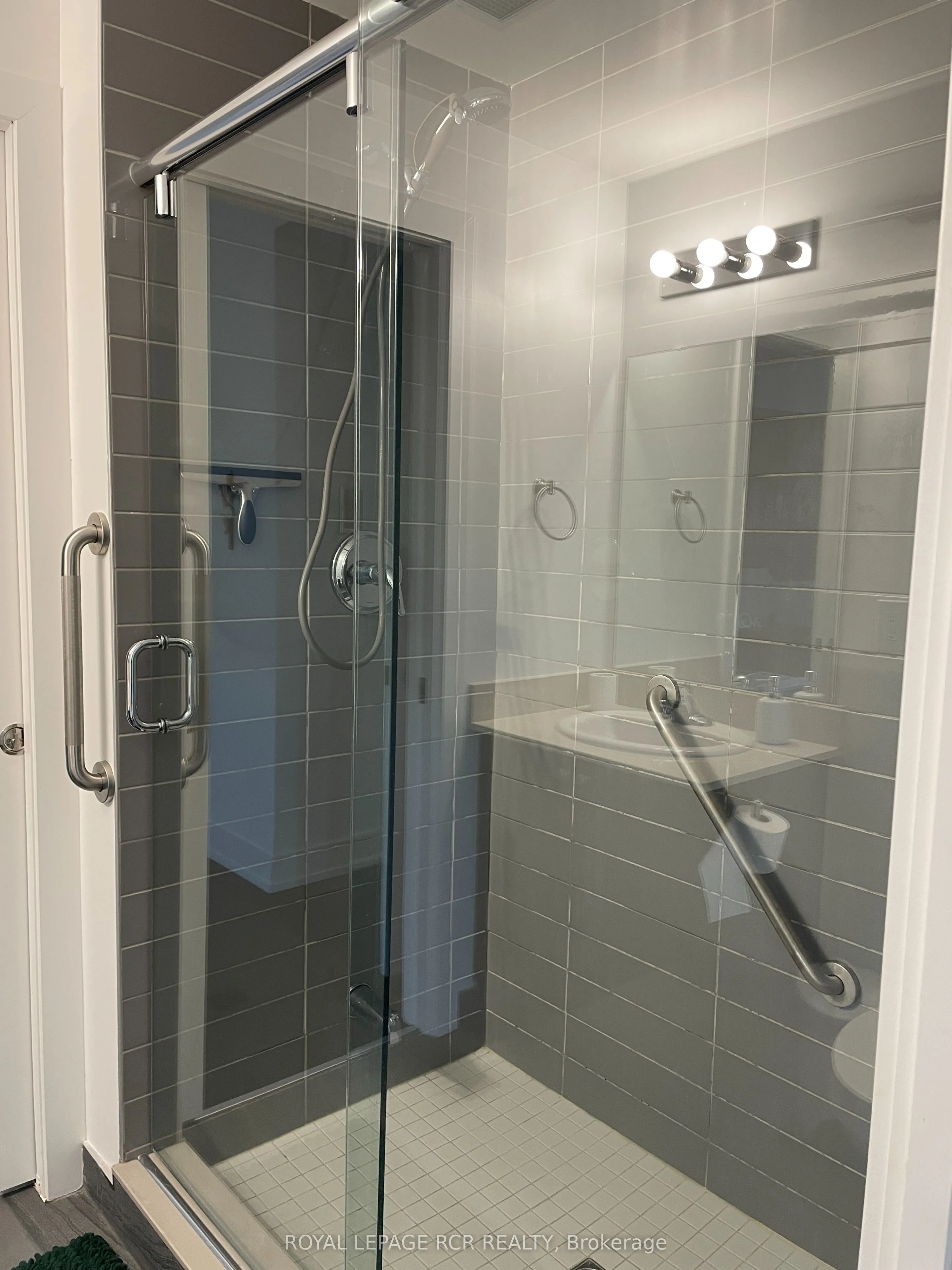 310 Broadway, #312