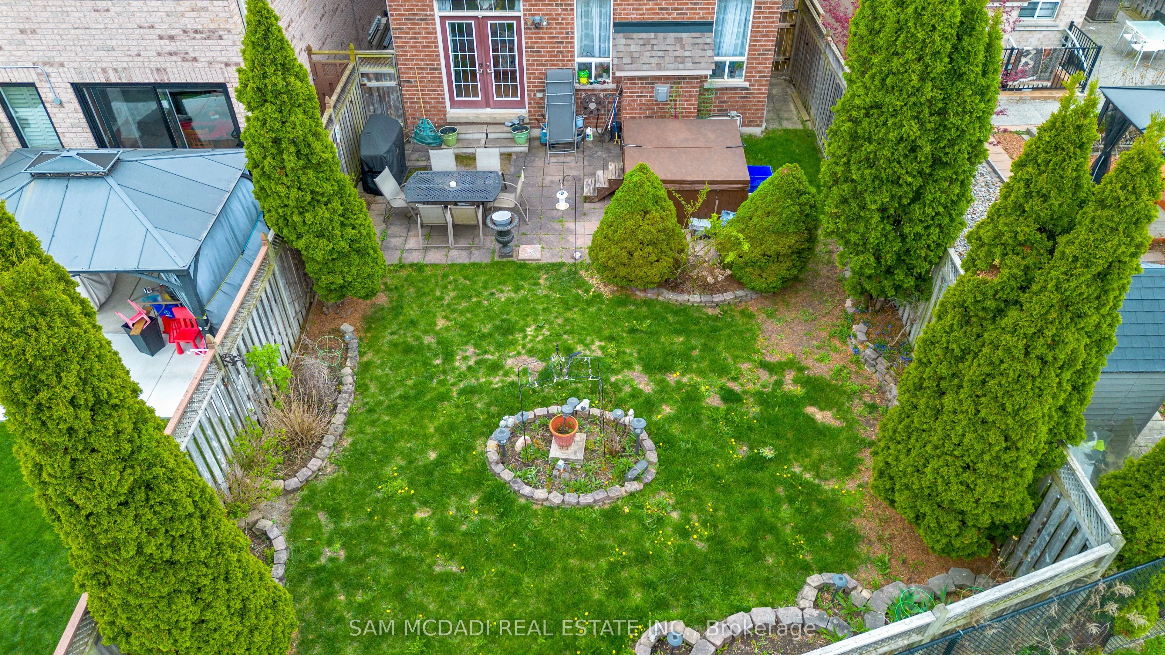 4769 Glasshill Grove