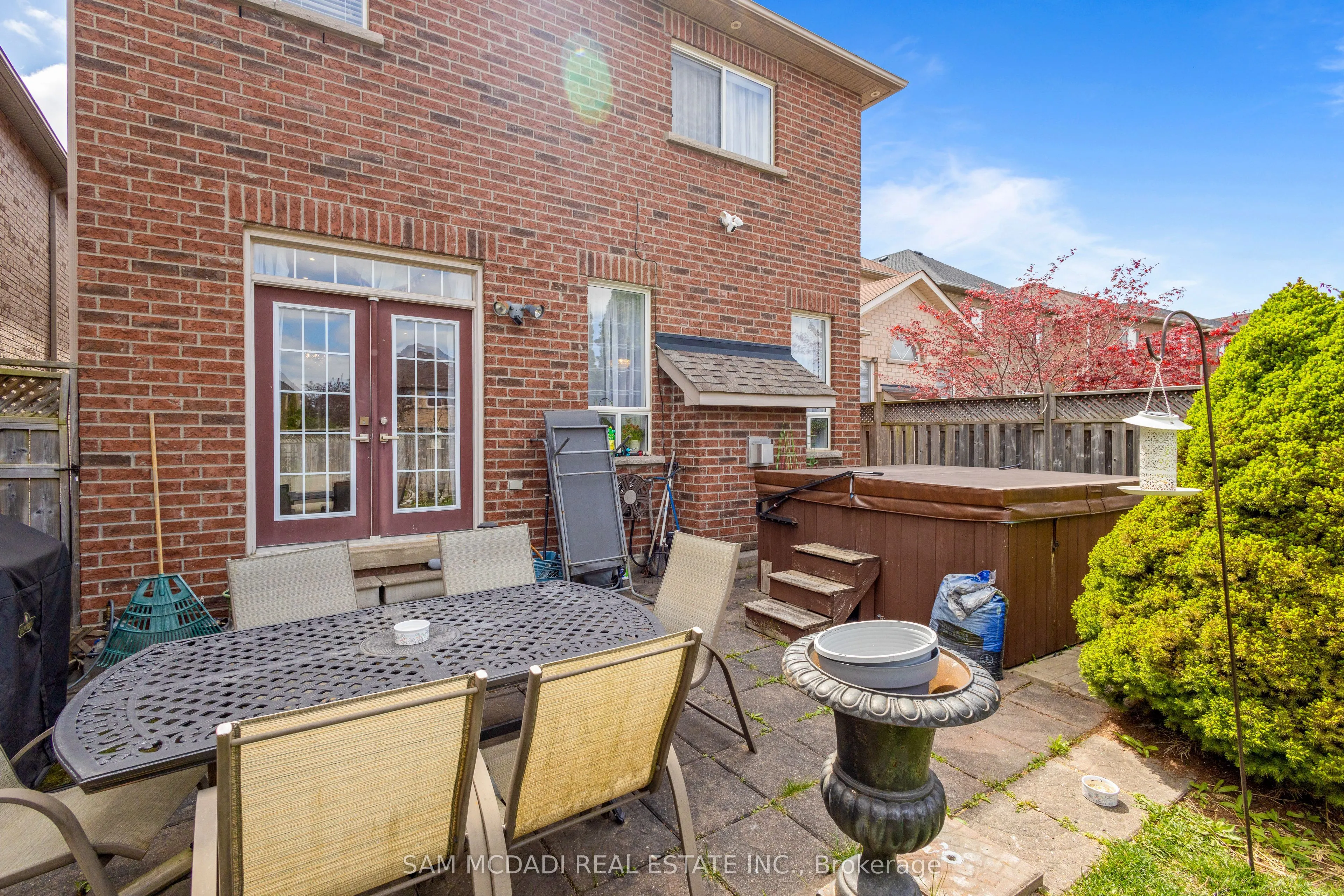 4769 Glasshill Grove