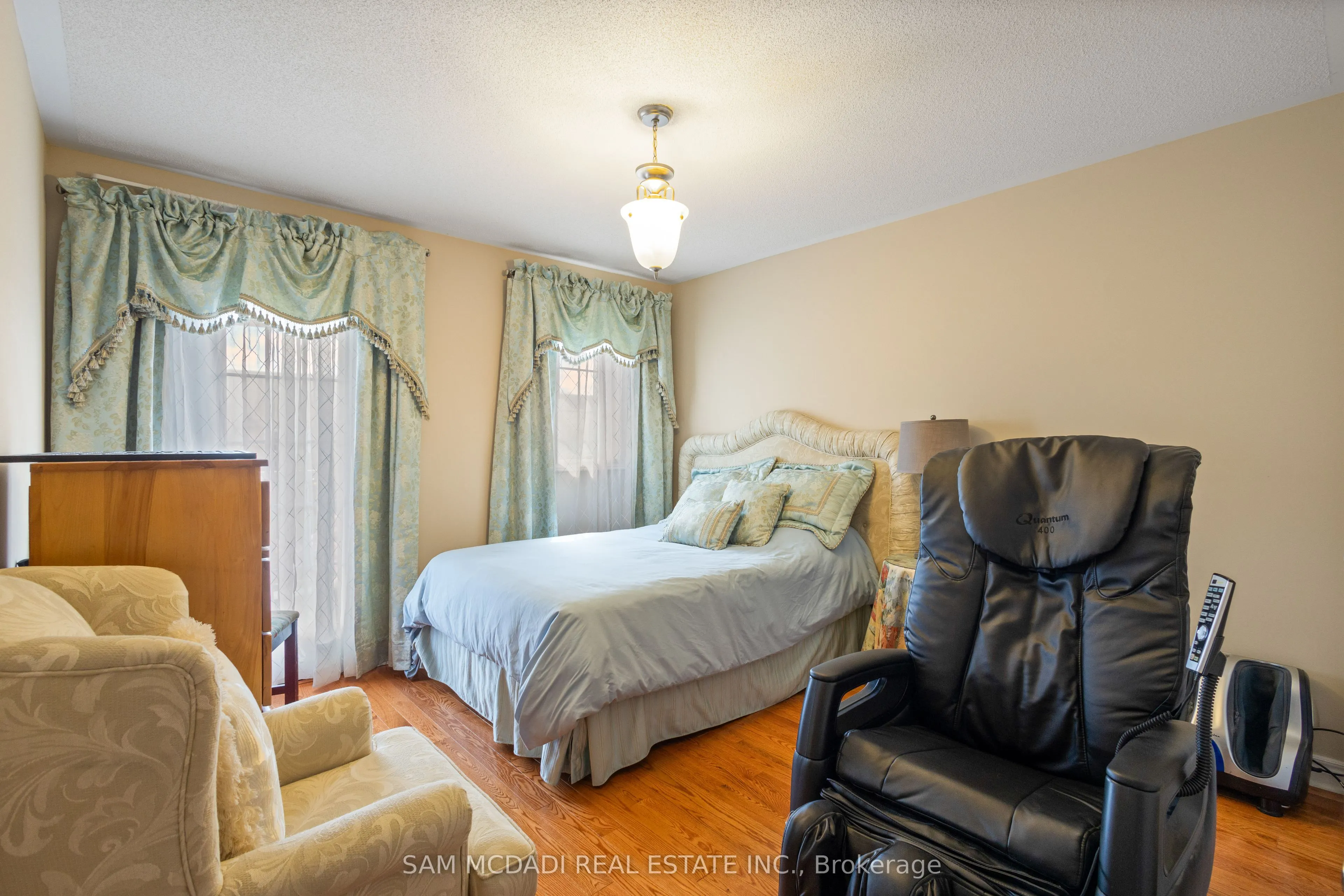 4769 Glasshill Grove