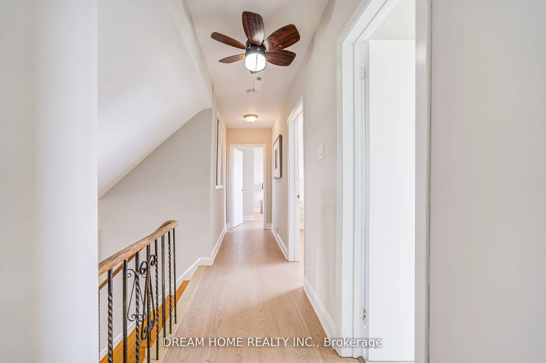 1323 Shamir Crescent