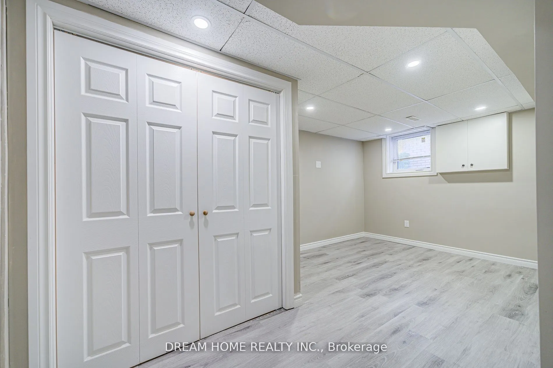 1323 Shamir Crescent