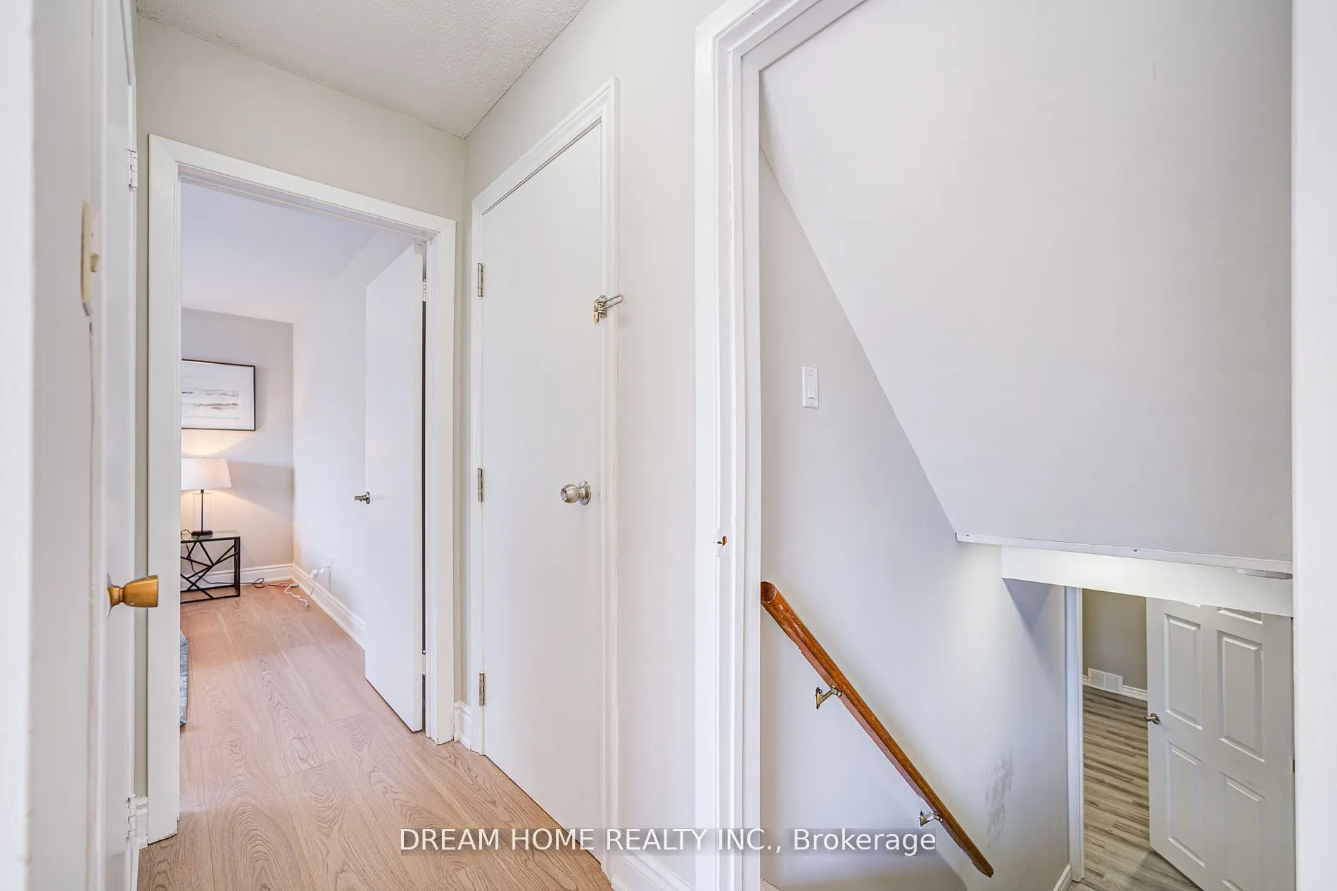1323 Shamir Crescent