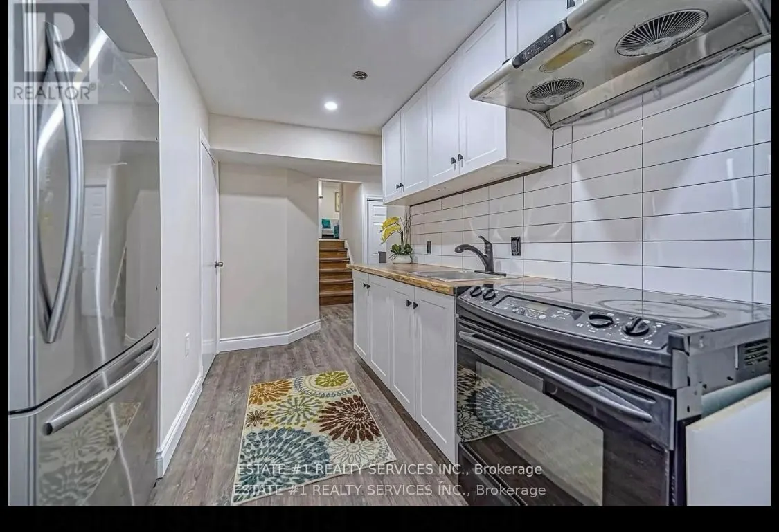 84 Simmons Boulevard