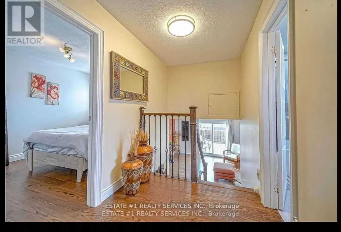 84 Simmons Boulevard