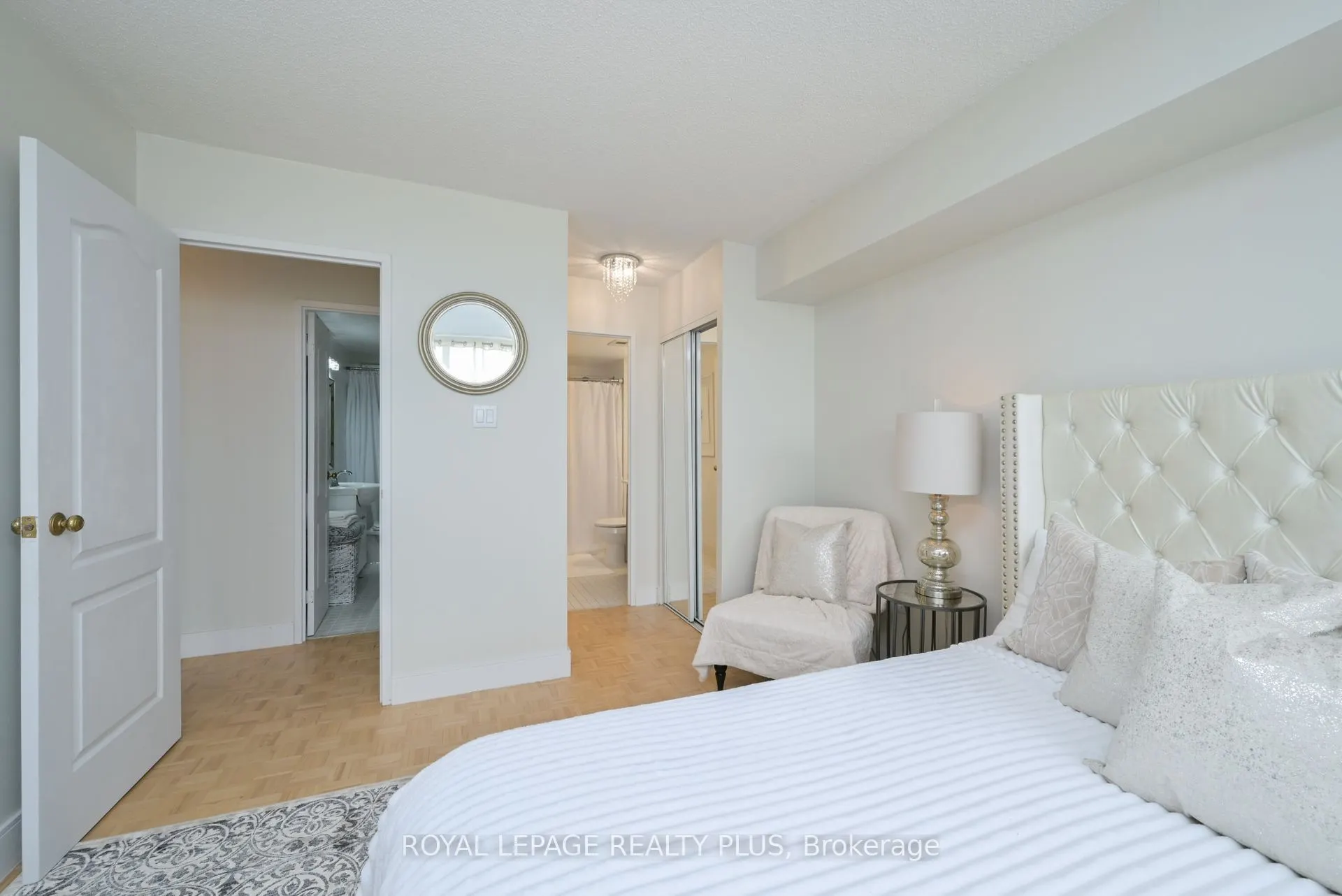 8 Lisa Street, #2306