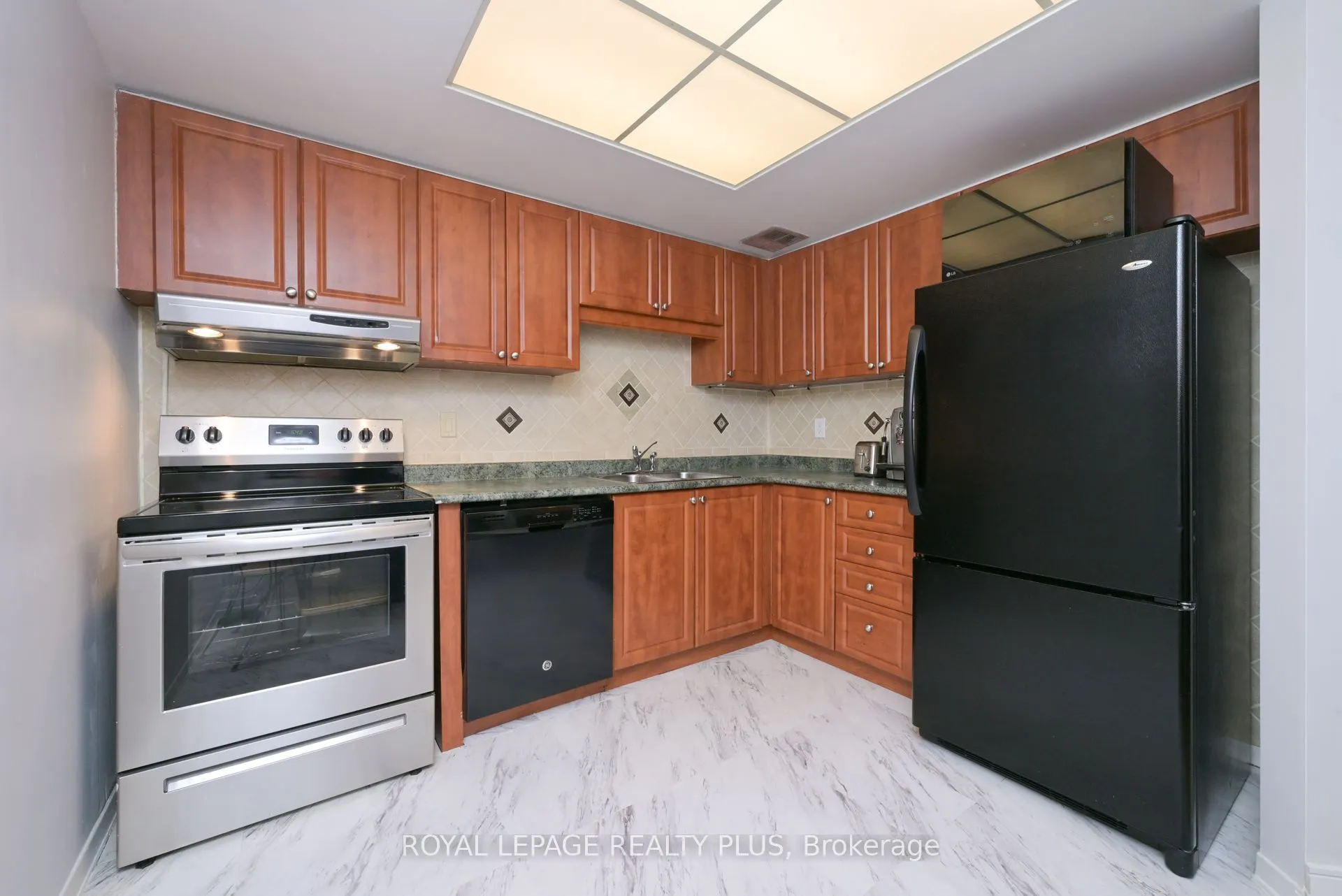 8 Lisa Street, #2306