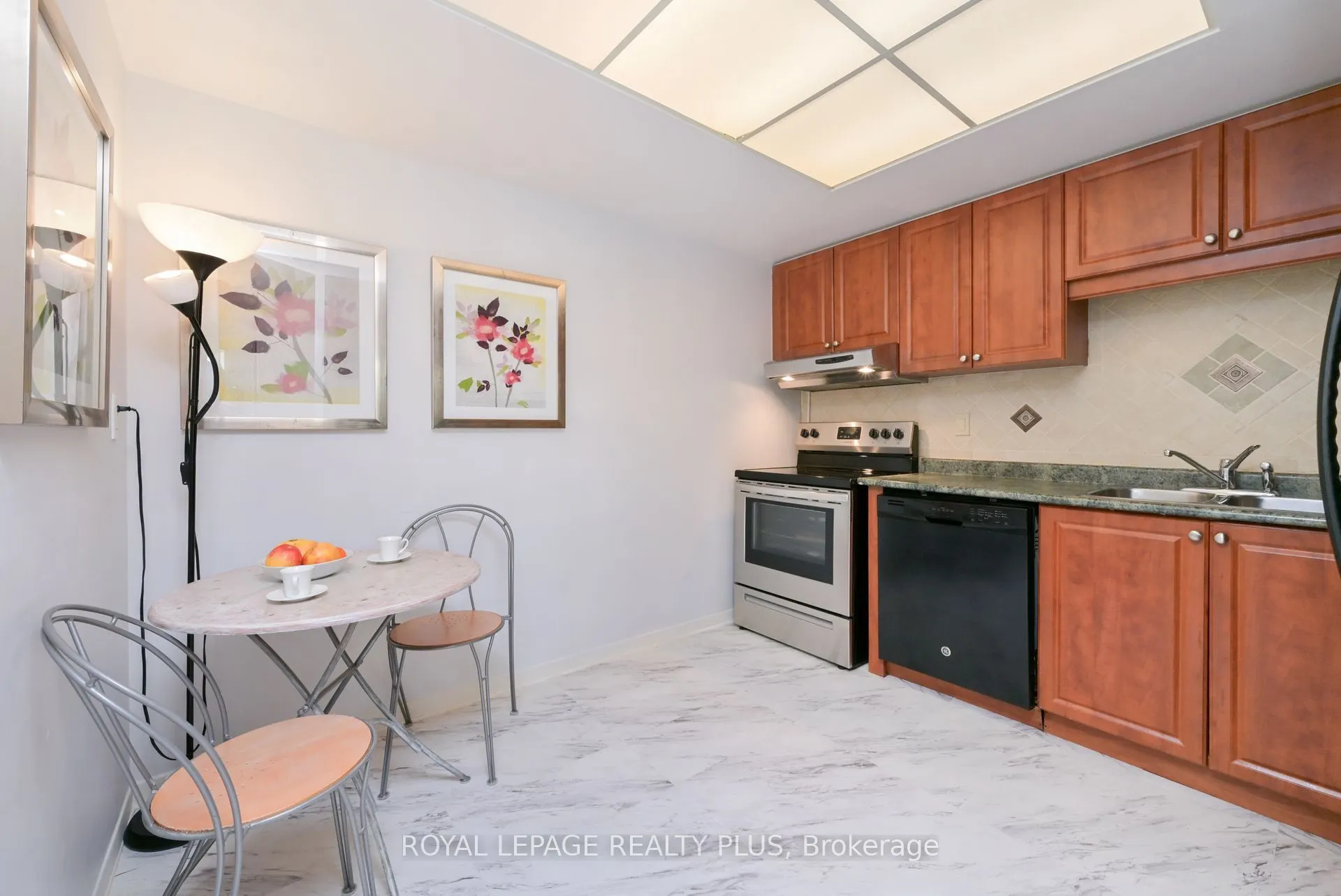 8 Lisa Street, #2306