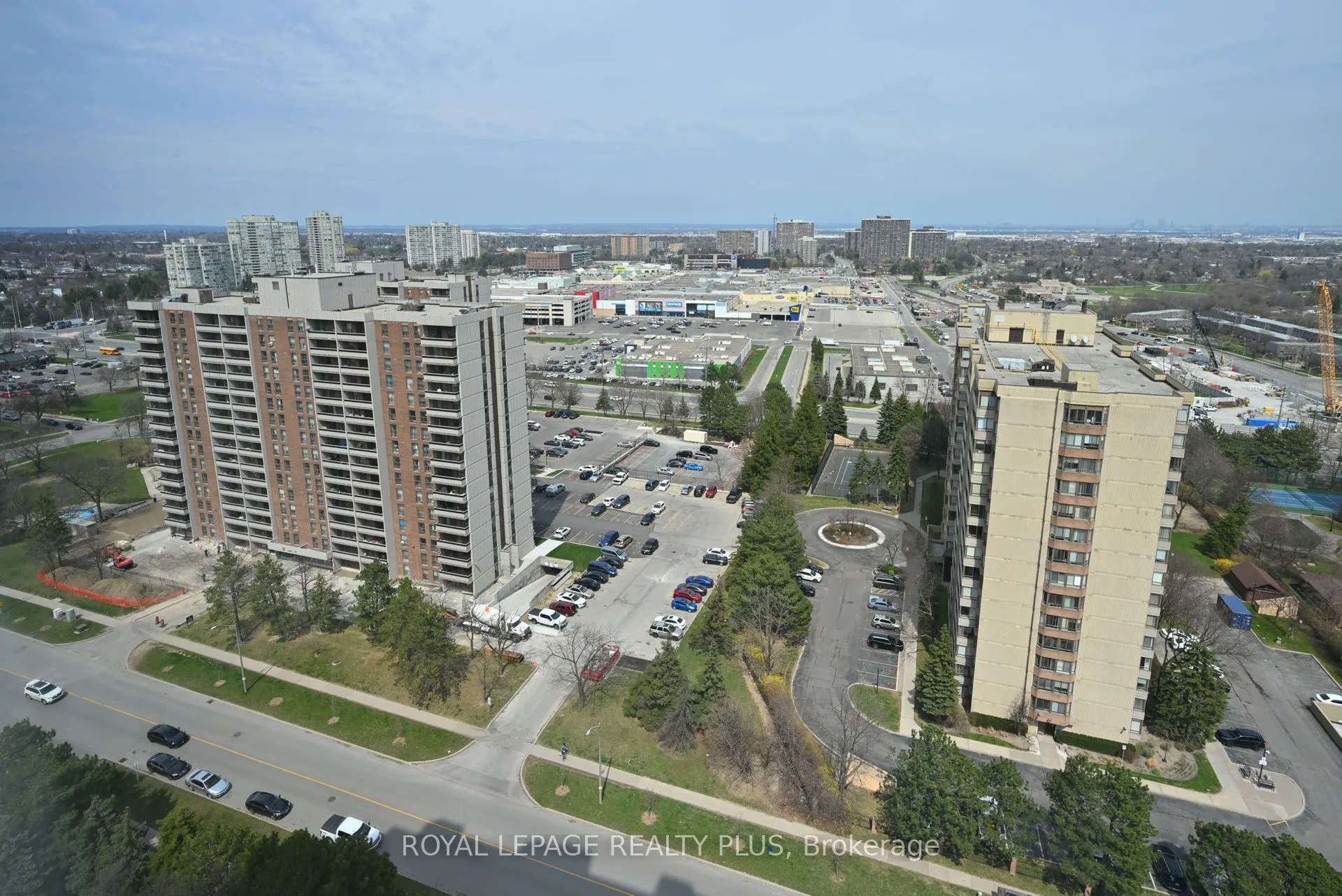 8 Lisa Street, #2306