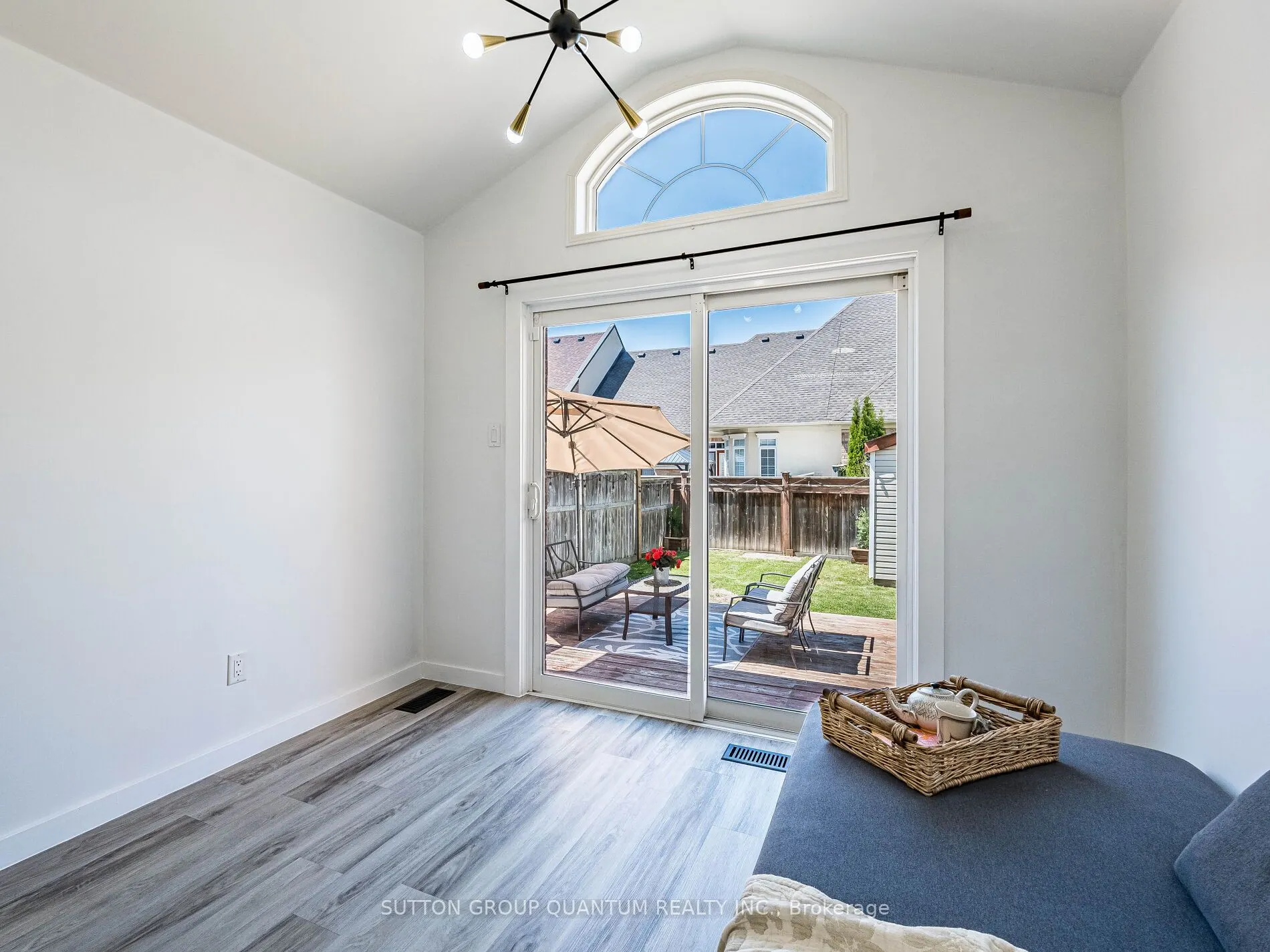 53 Woodcote Crescent