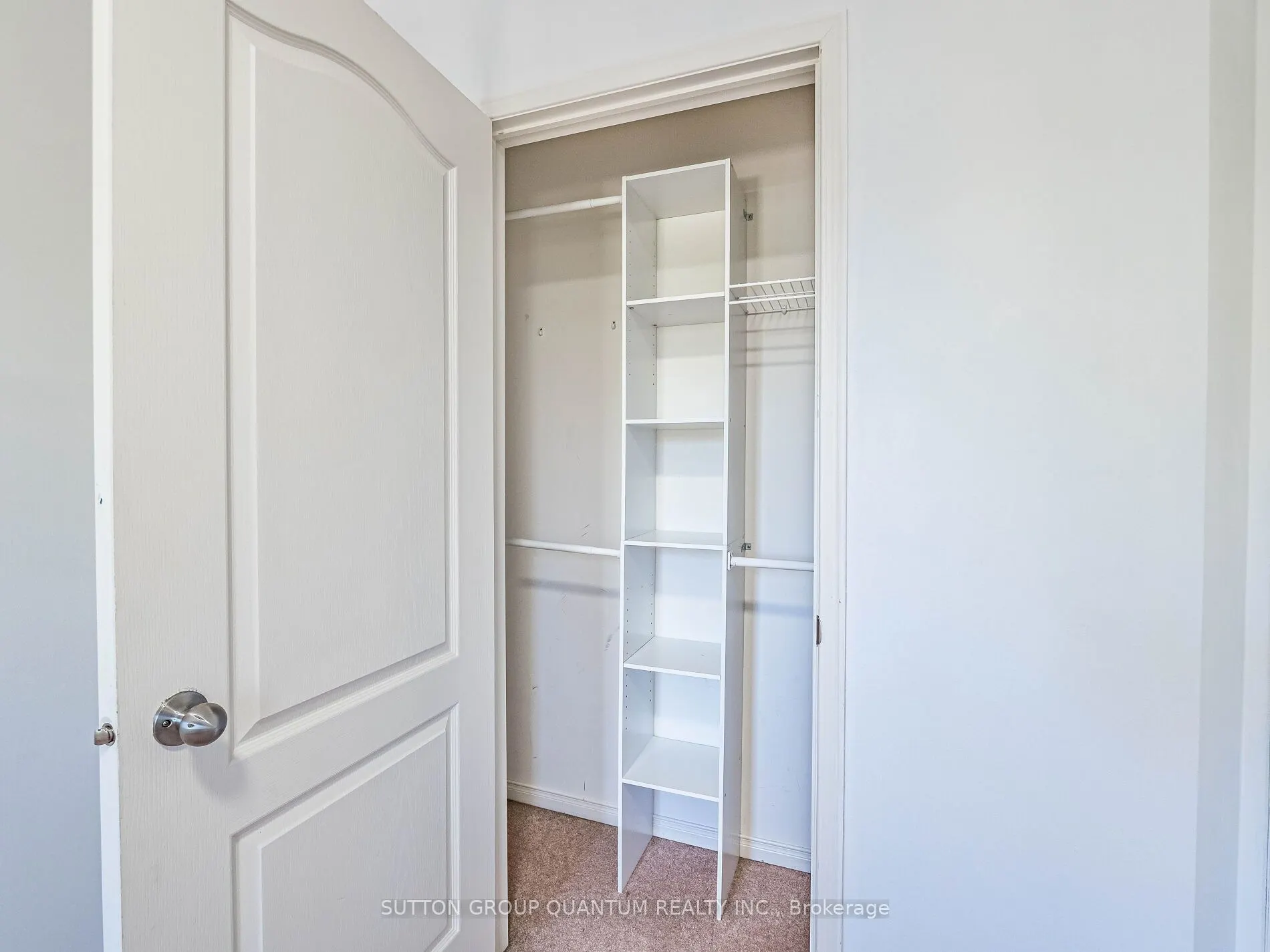 53 Woodcote Crescent
