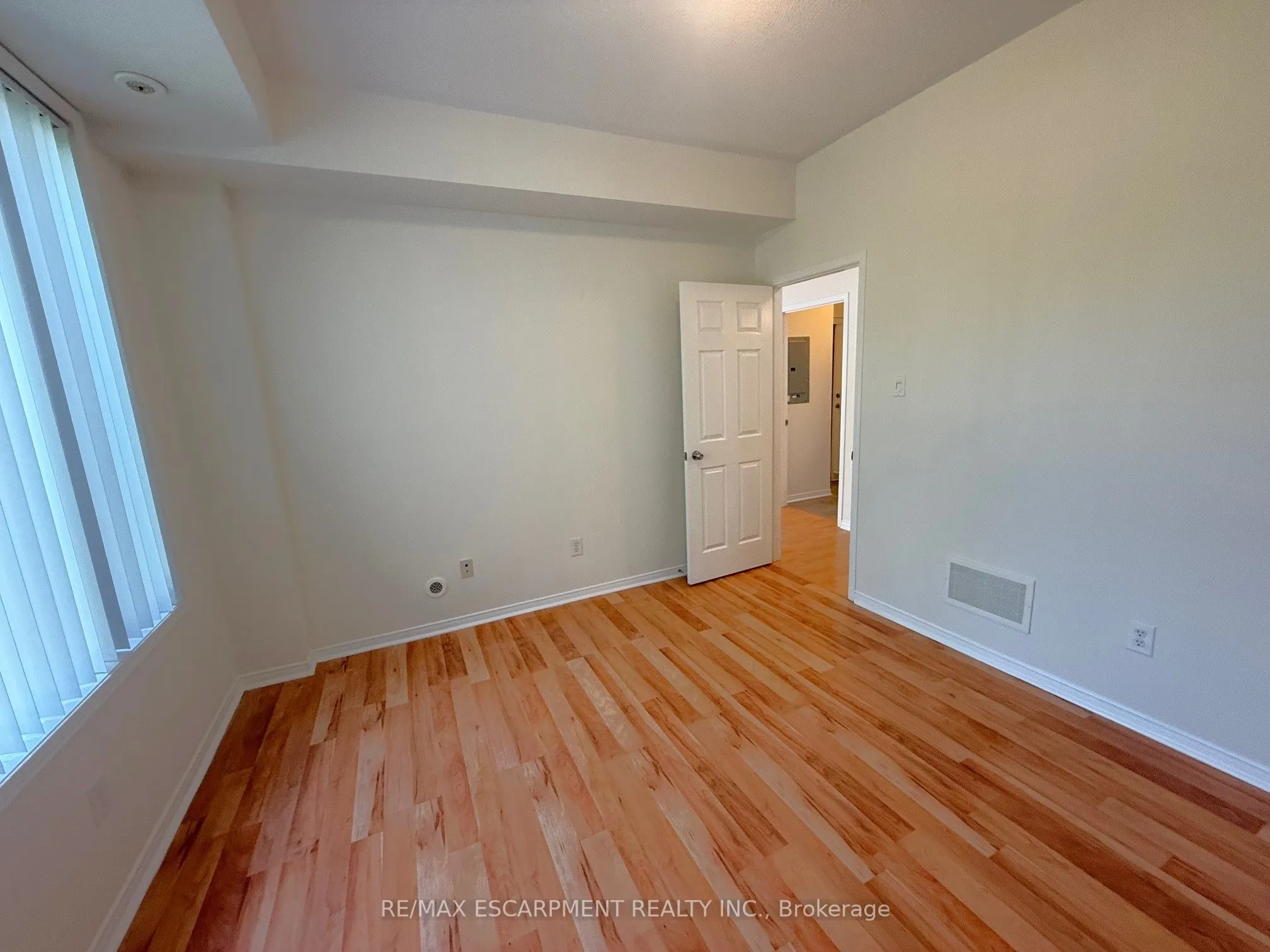 5055 Oscar Peterson Boulevard, #8