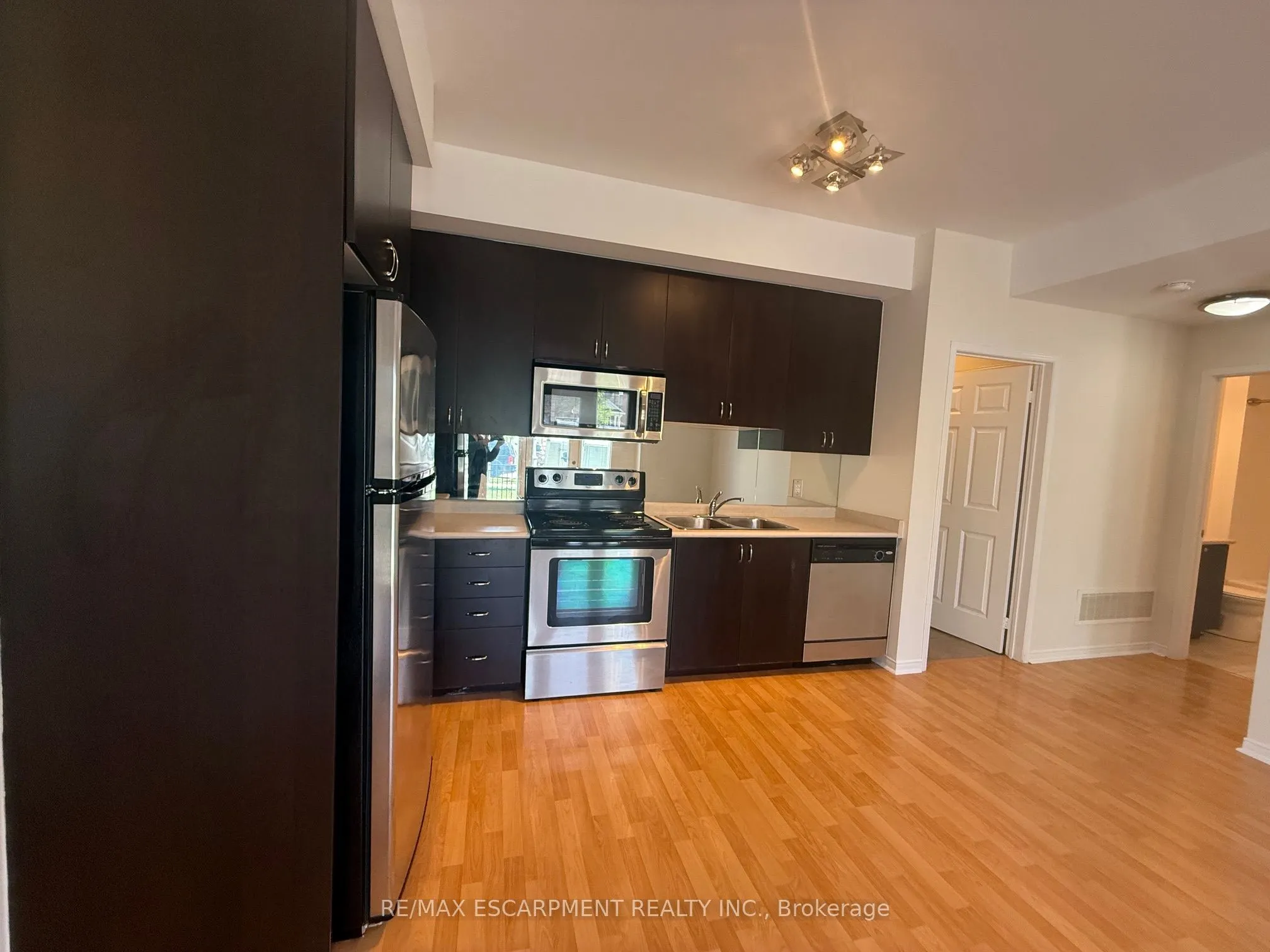 5055 Oscar Peterson Boulevard, #8