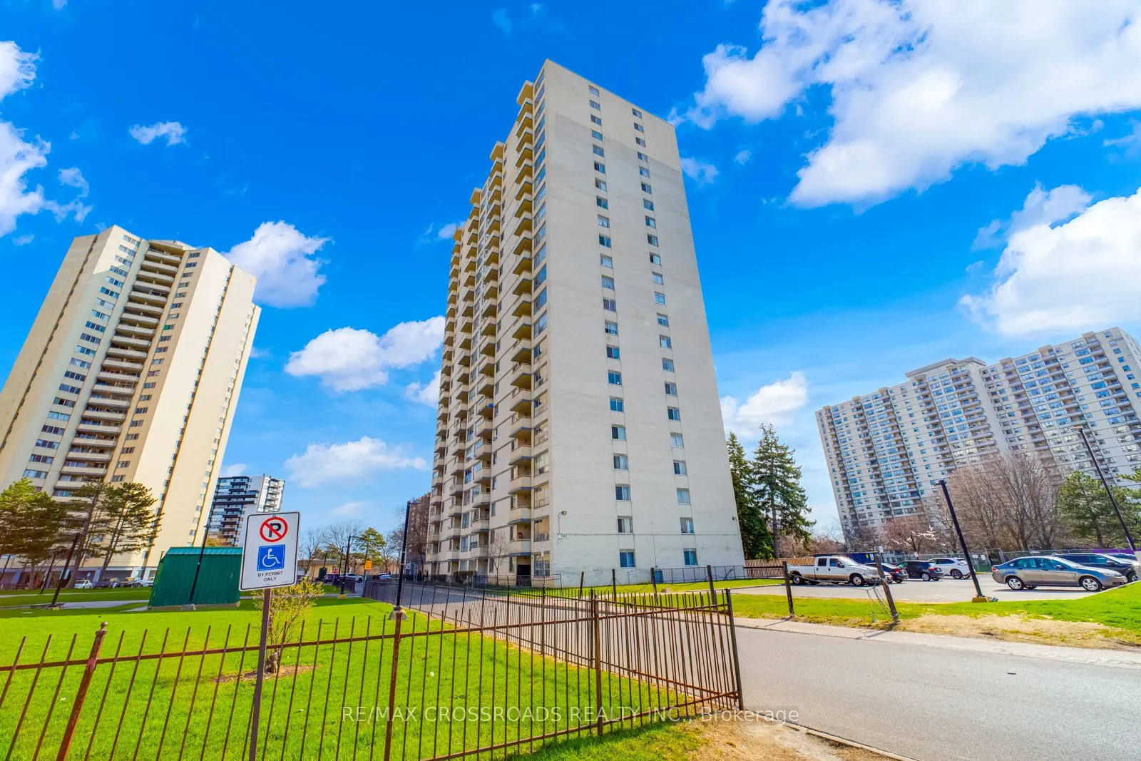 340 Dixon Road, #1208