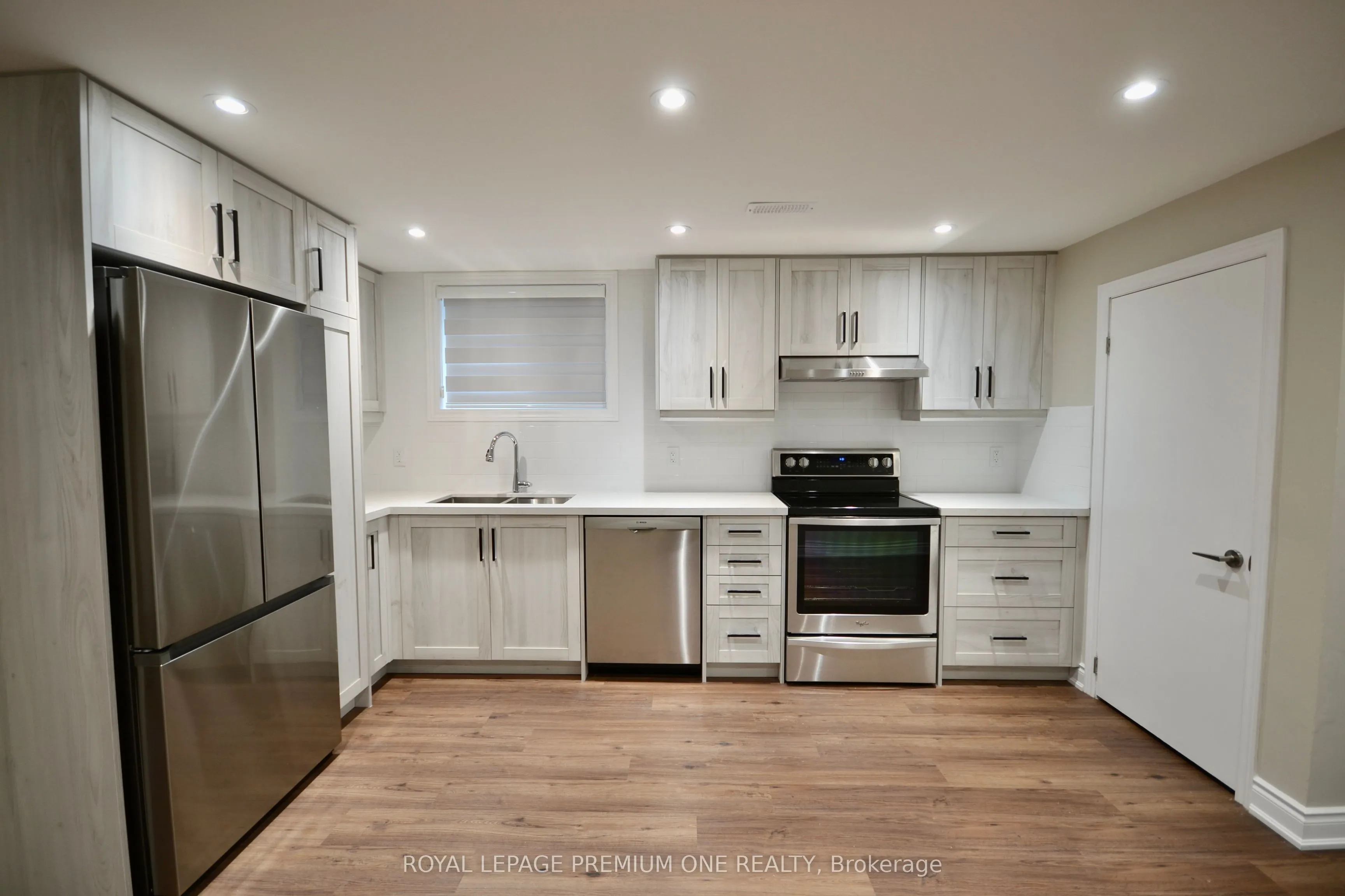 58 Dovehouse Avenue, #Lower