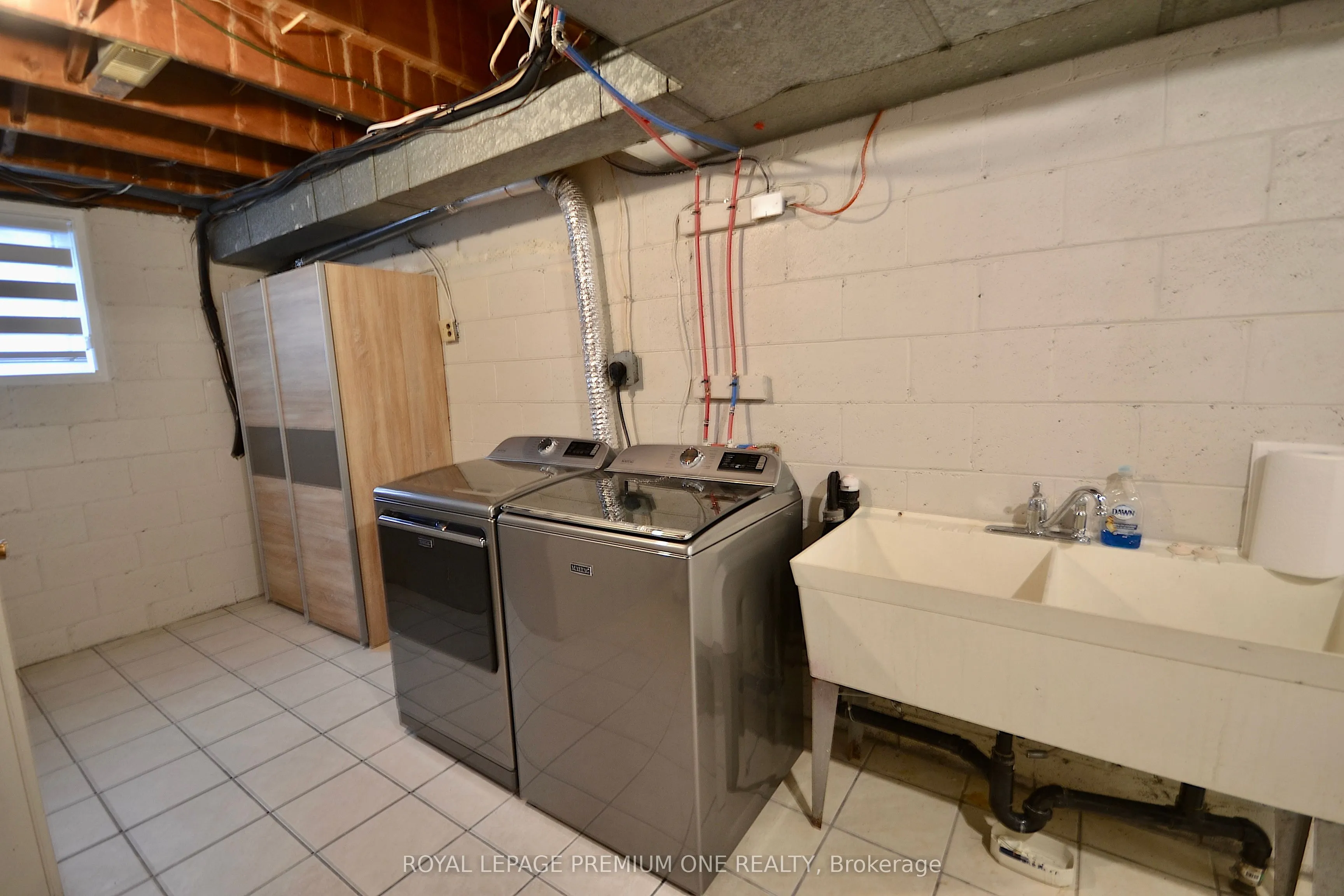 58 Dovehouse Avenue, #Lower