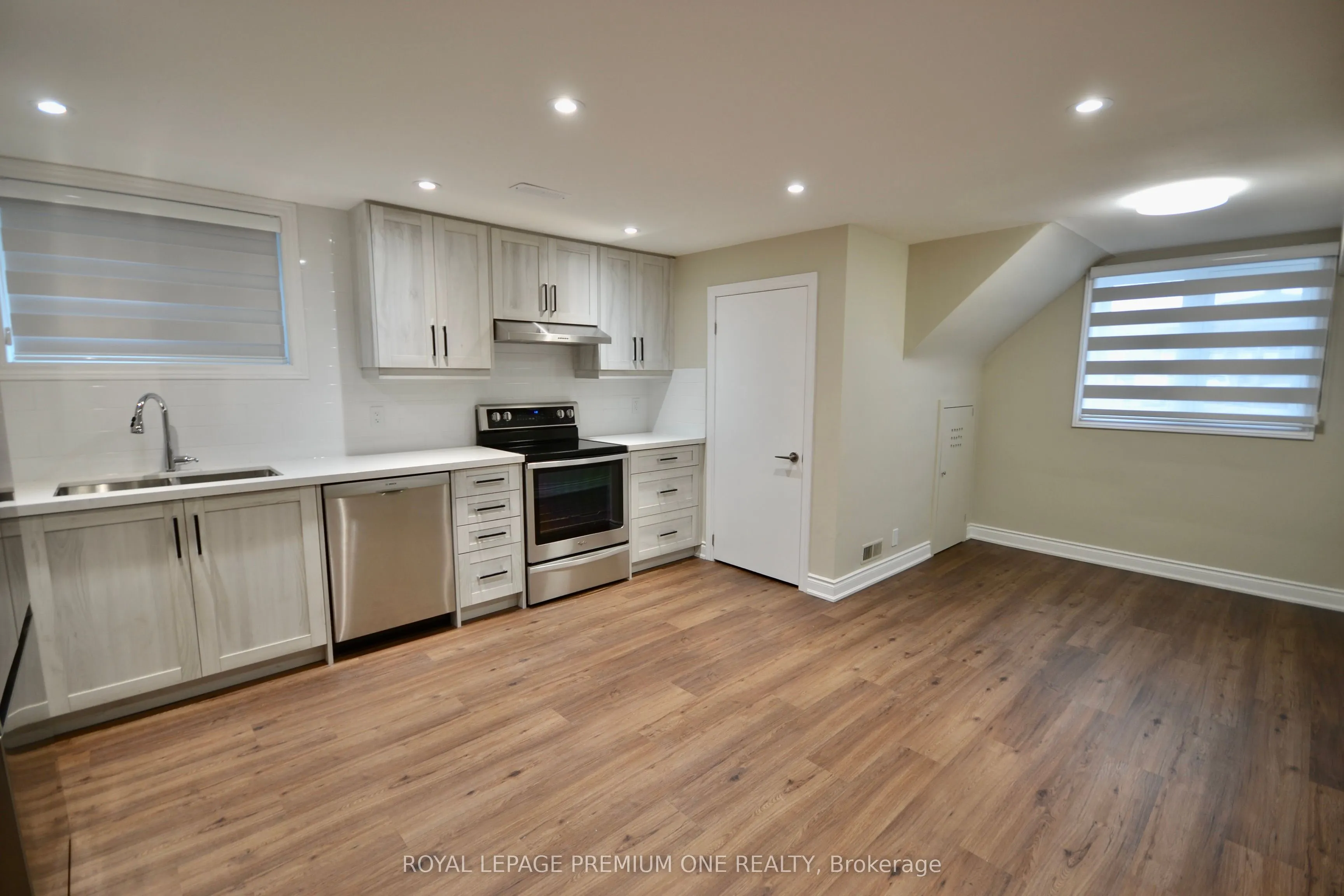 58 Dovehouse Avenue, #Lower