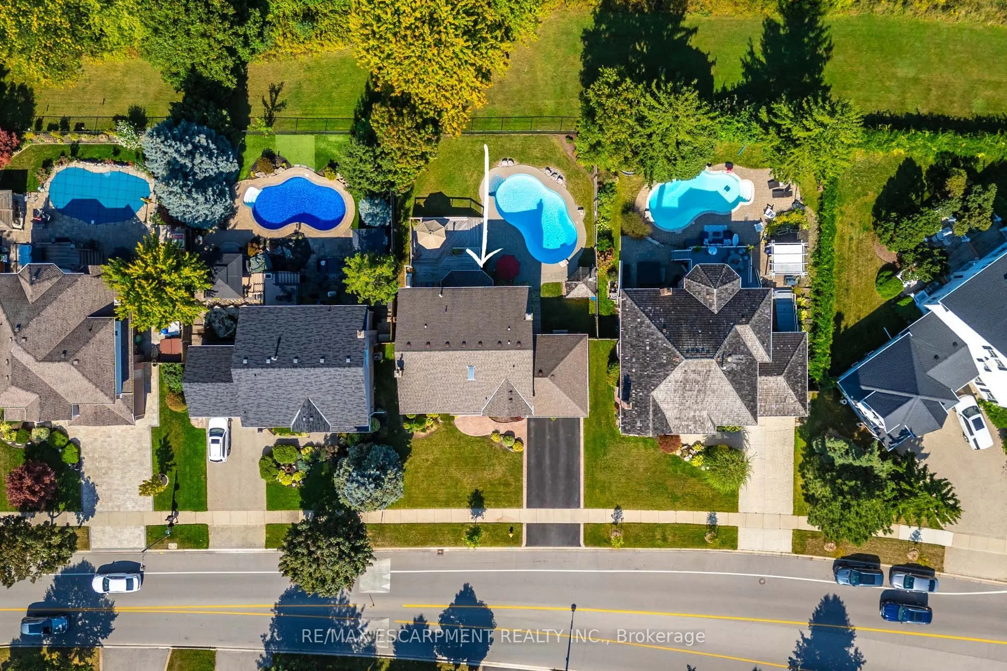 2049 Country Club Drive