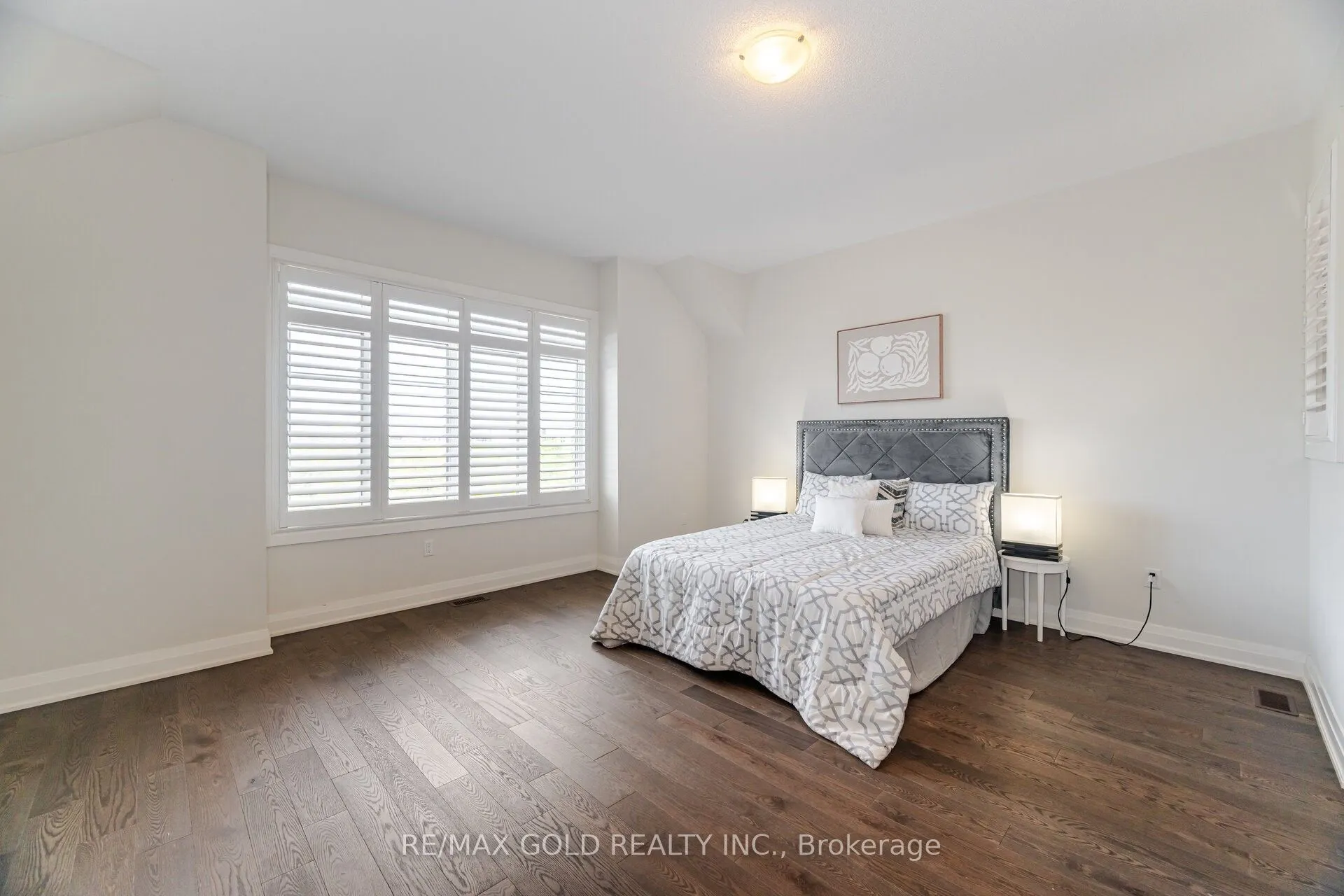 209 Castle Oaks Crossing