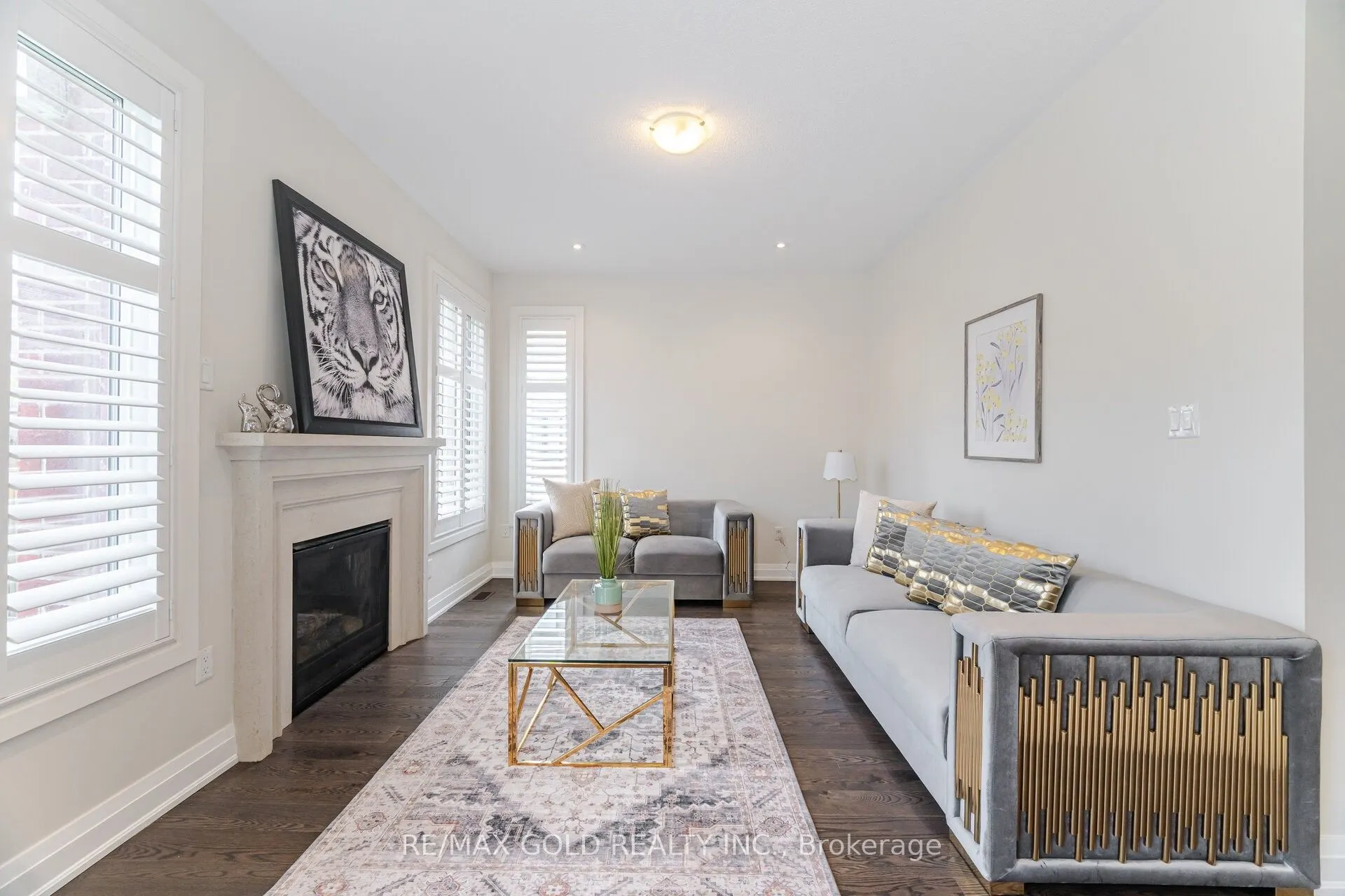 209 Castle Oaks Crossing