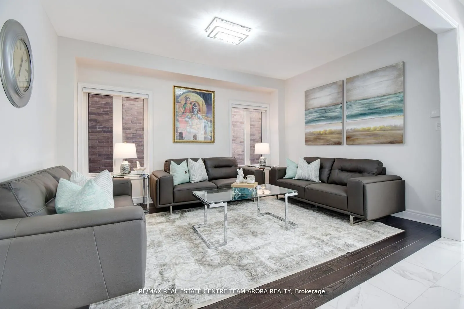 38 Rosewell Crescent