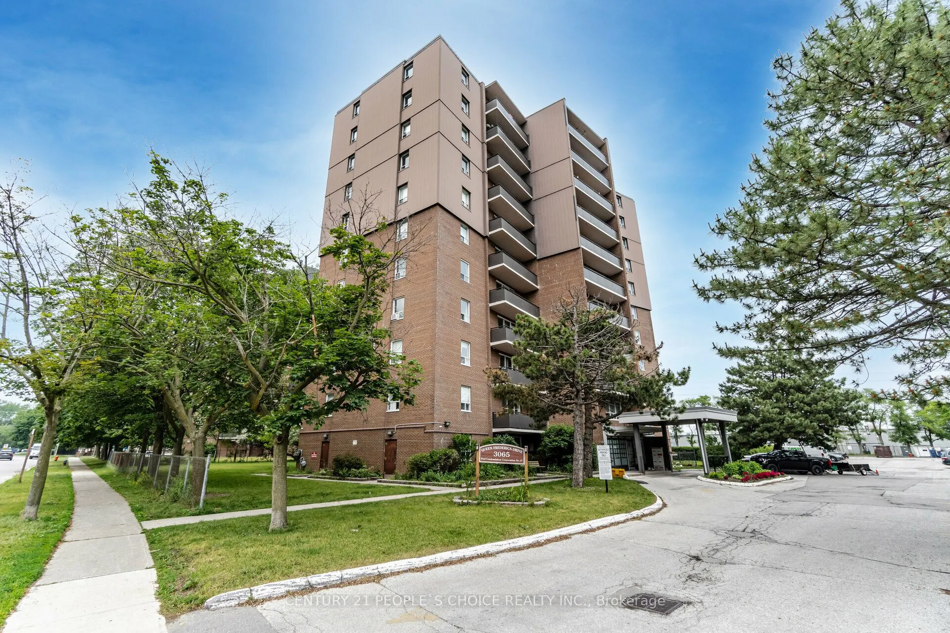 3065 Queen Frederica Drive, #205