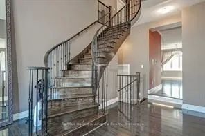 2240 Blackbird Court