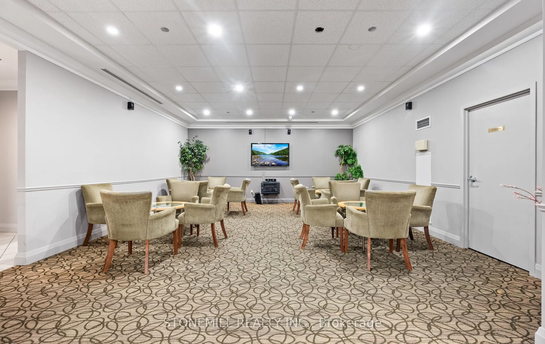 1150 Parkwest Place, #1004