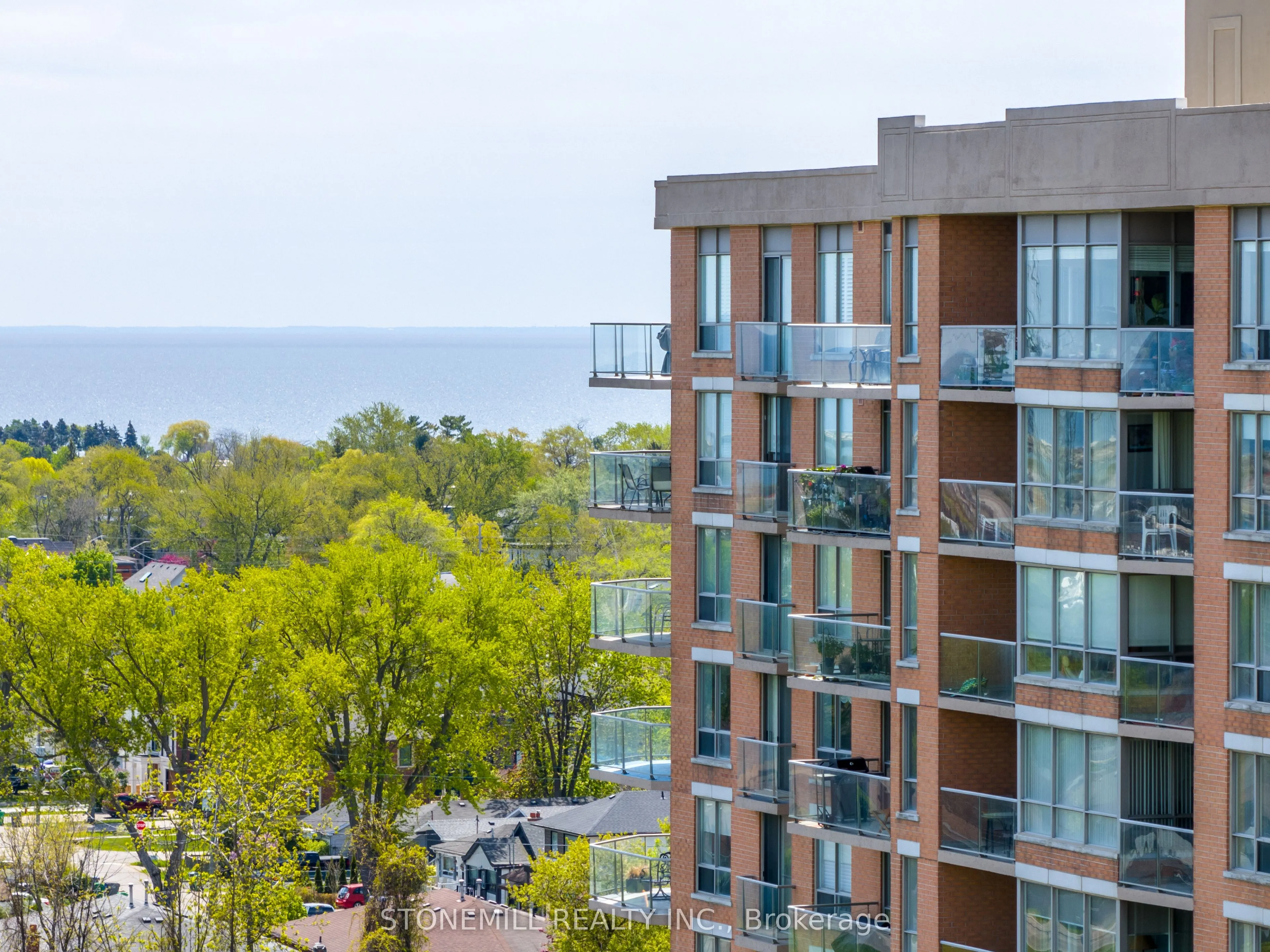 1150 Parkwest Place, #1004
