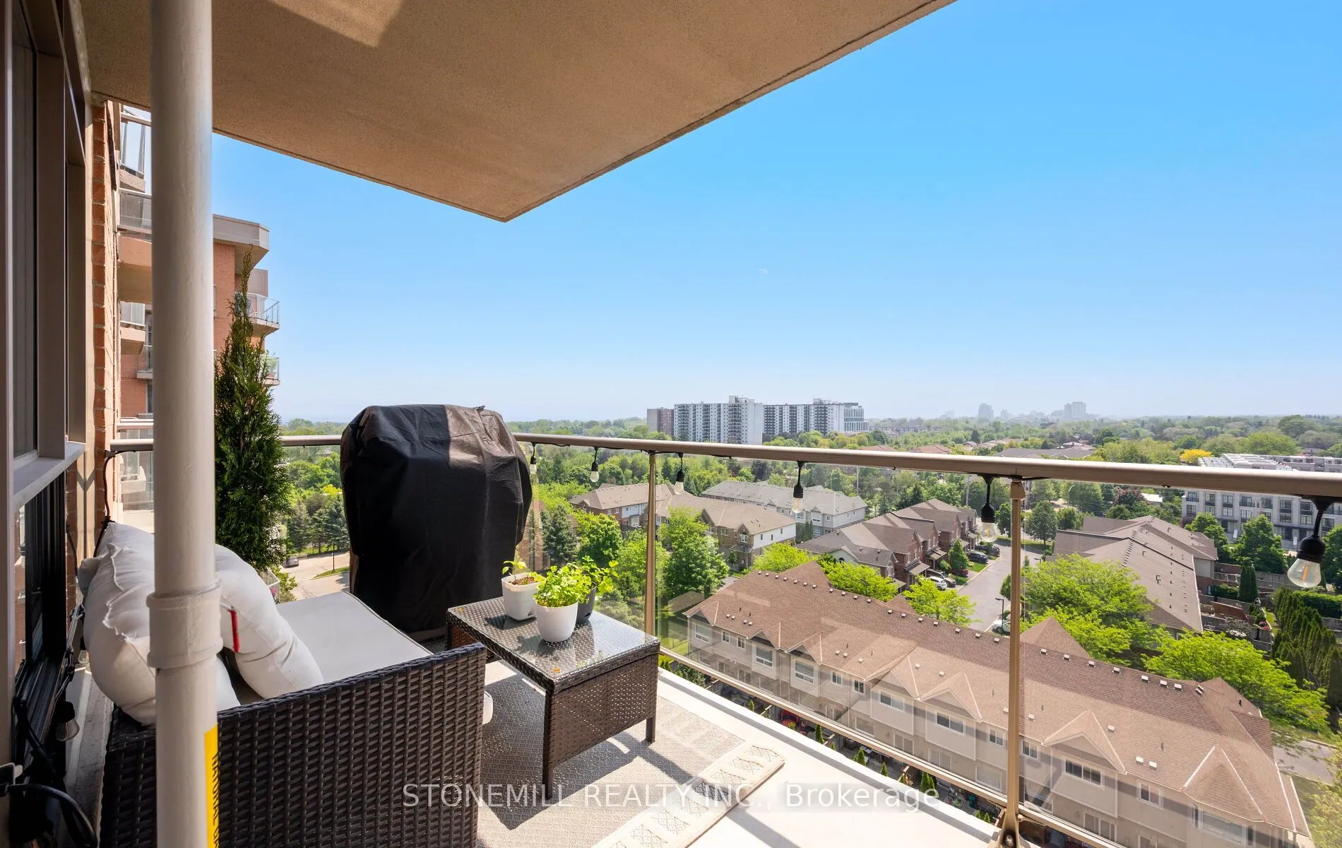 1150 Parkwest Place, #1004